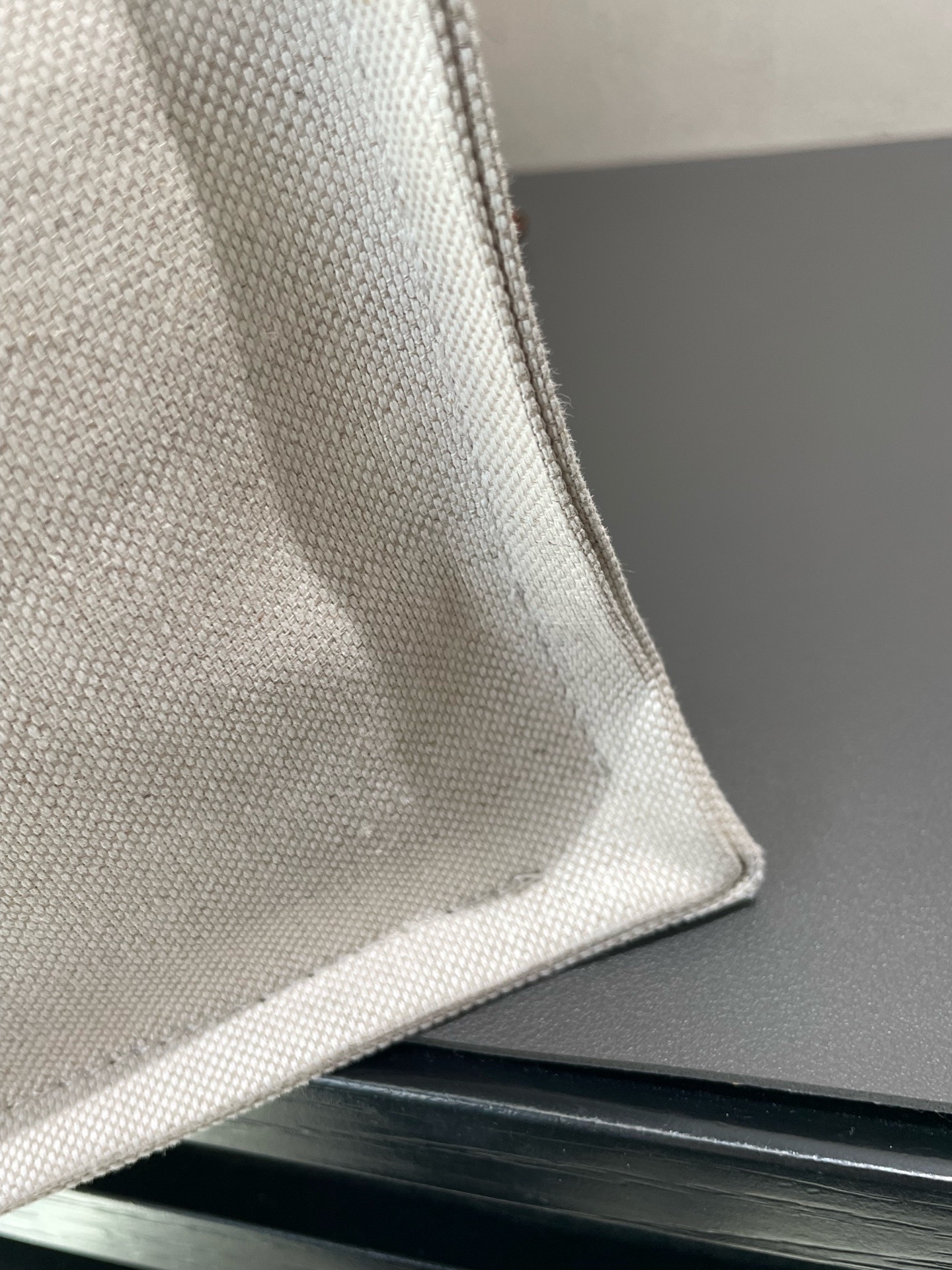 ［預訂貨品］GUCCI米白色帆布雙面tote bag