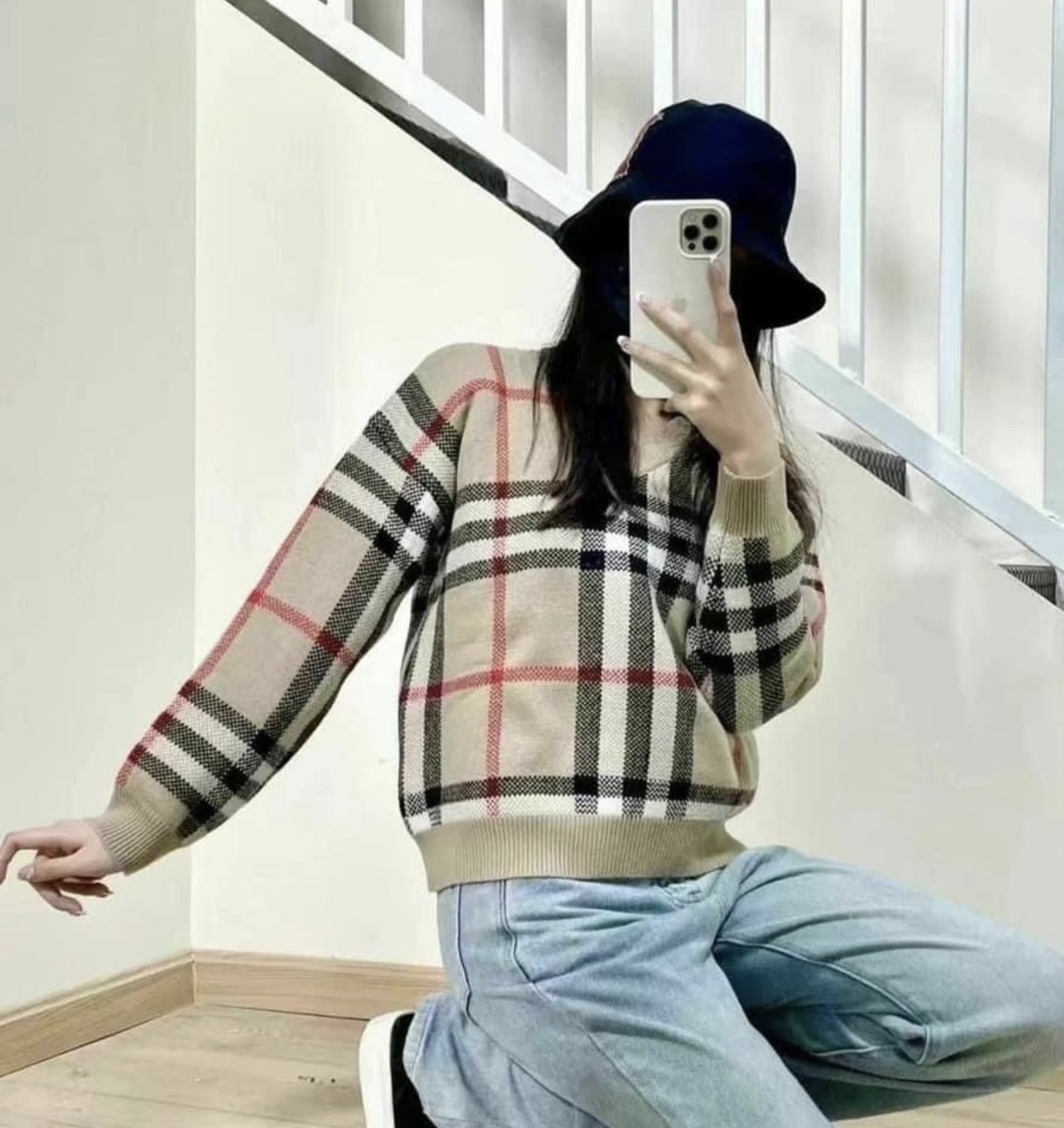 Burberry kids 經典格仔冷衫 sz 12