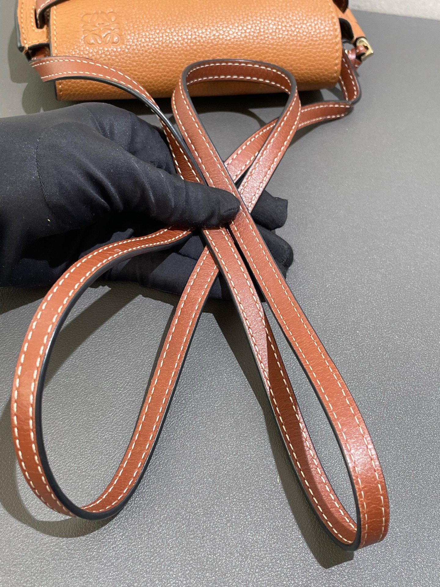 【預訂貨品】Loewe gate mini焦糖色