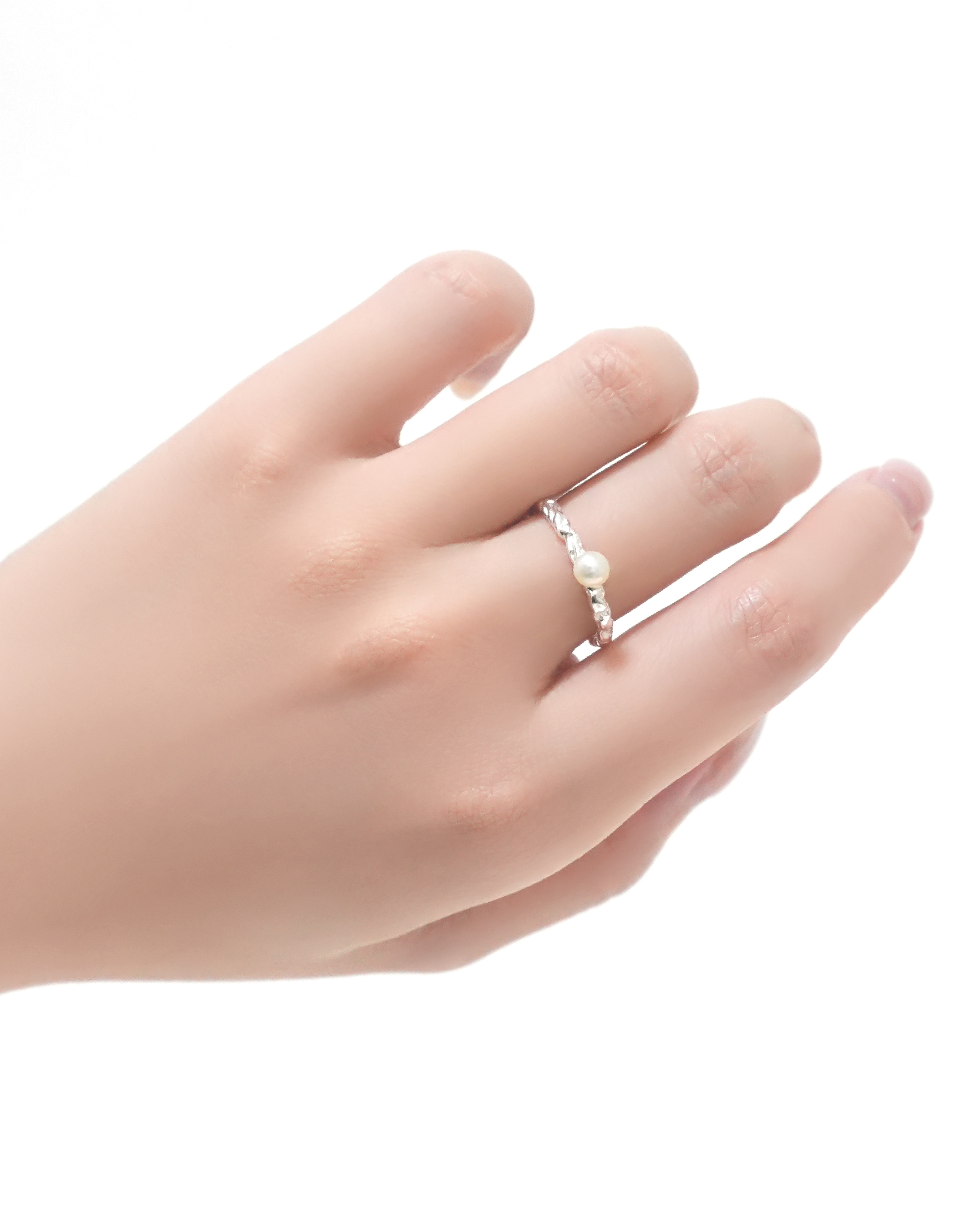 Ethereal Pearl Ring