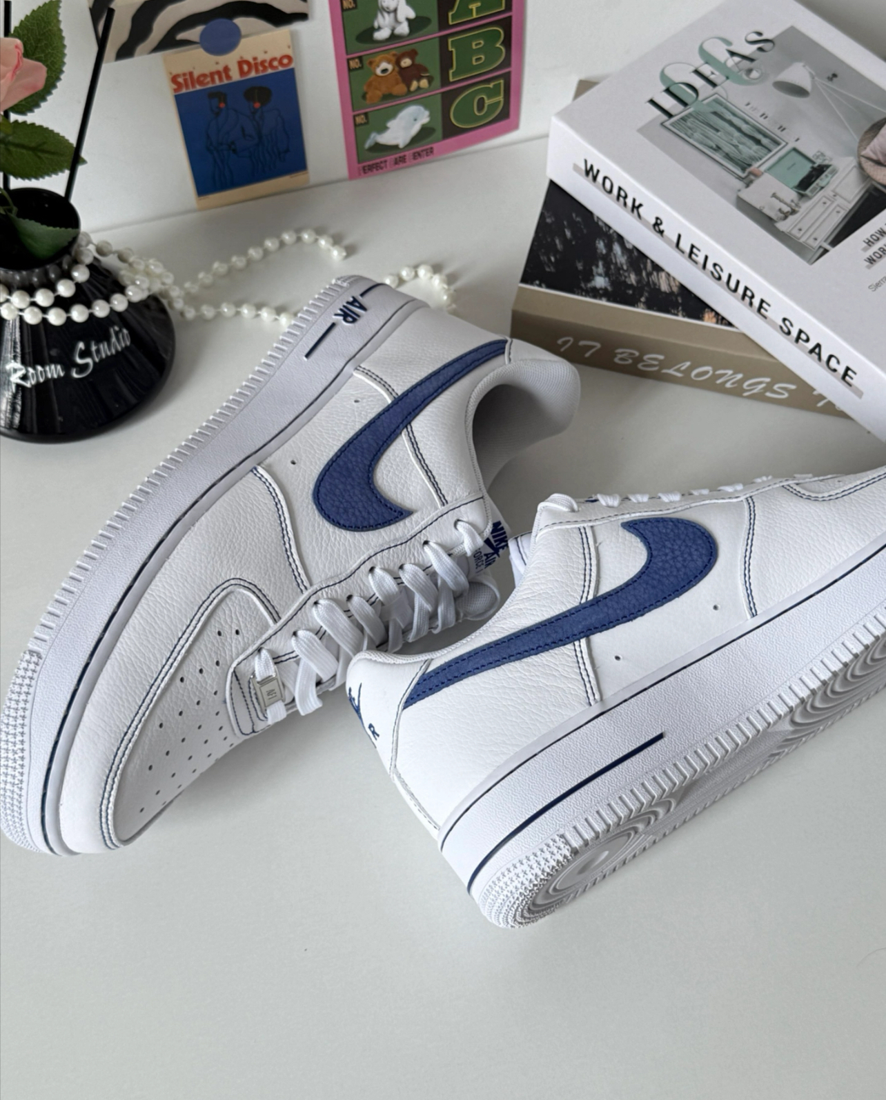 HQ2037-100 Nike Air Force 1 Low ‘07 LV8  White Deep Royal Blue HQ2037-100