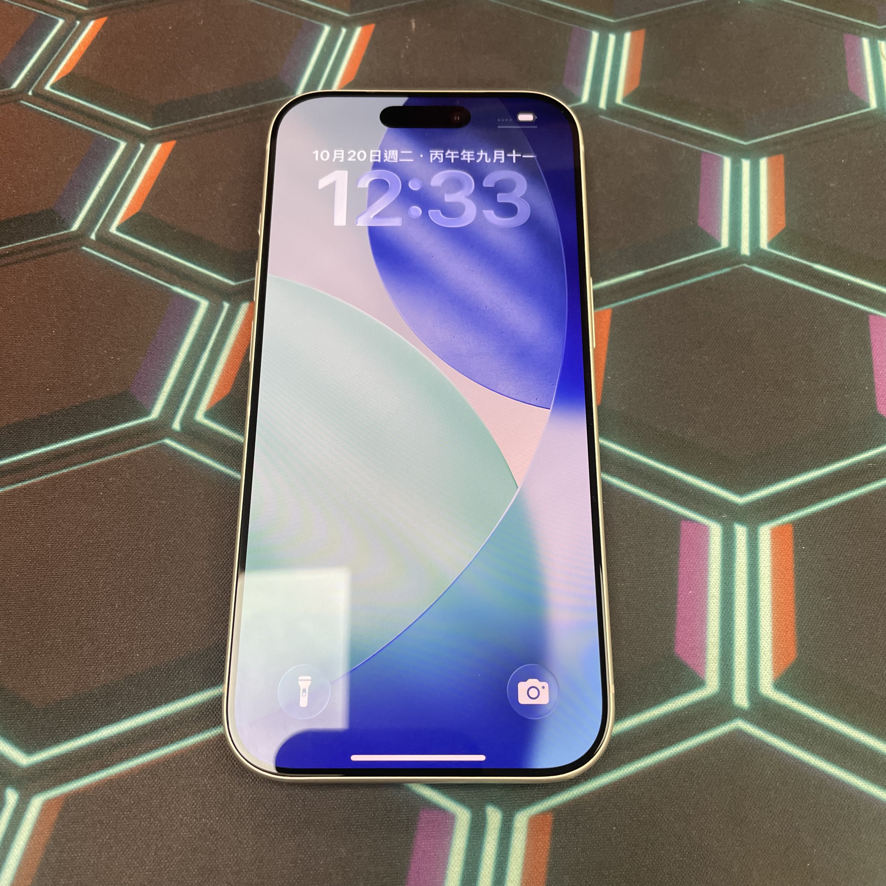 *8295 17 Pro 完美機 512GB 電91 銀色 sliver