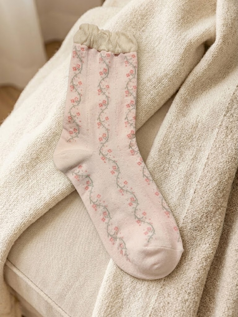 Korean Flower Stem High Crew Socks