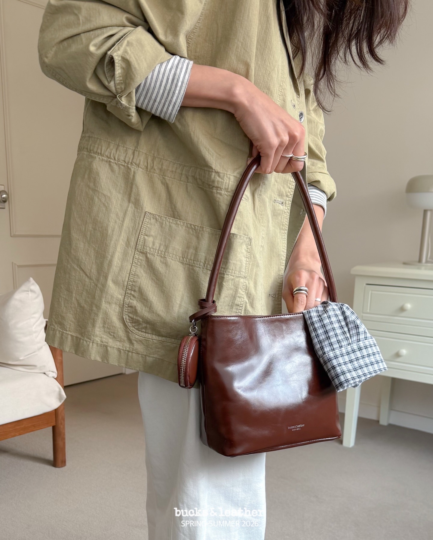 連線一口價, 不再有額外折扣【26SS】 預訂_More Bag with mini conis bag By Bucks & leather