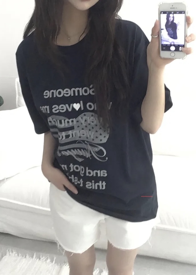 Oversized Retro Heart Graphic Top
