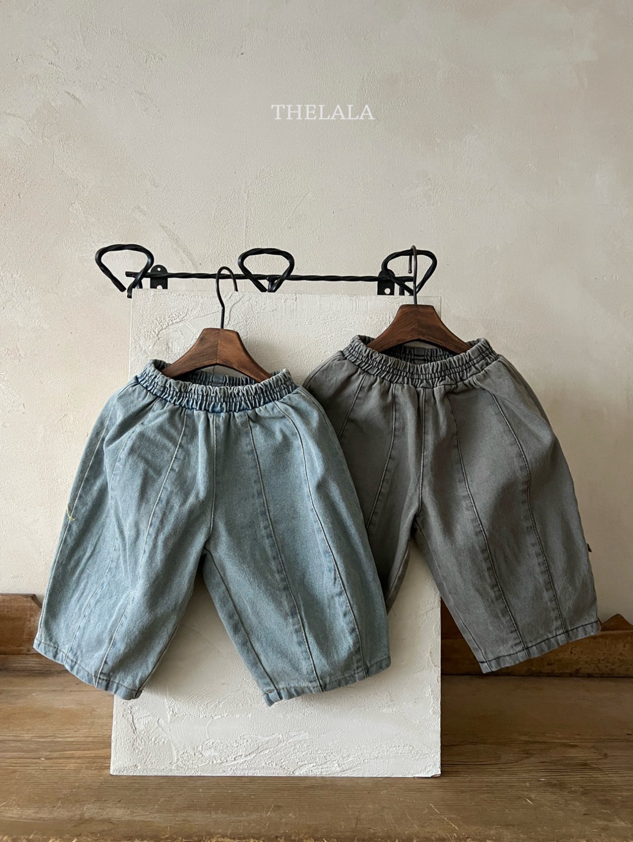 🌸預訂 韓國直送🌸🇰🇷THELALA兩色洗水闊腳直筒牛仔褲