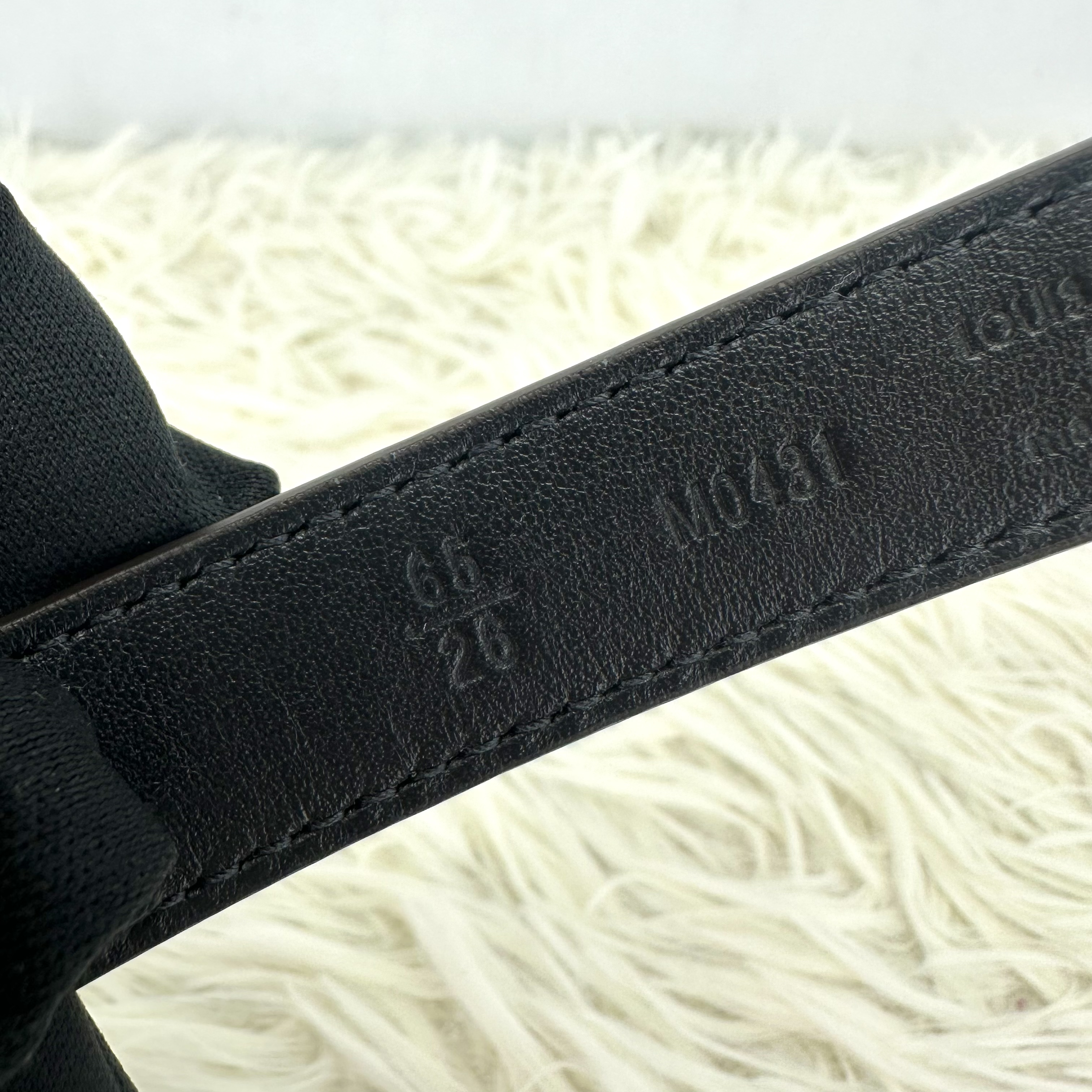 閑置品🌟Iconic 20mm 雙面女裝皮帶 65cm 全套有盒🤎