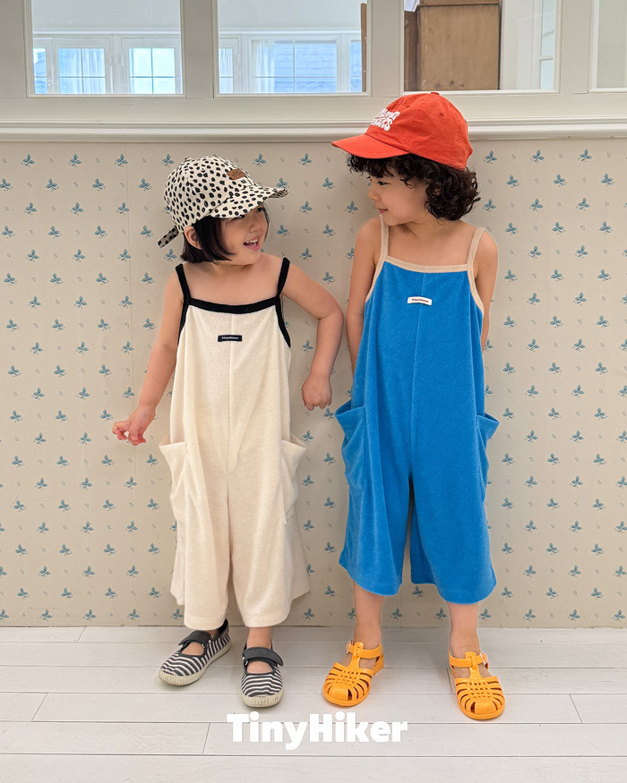 🇰🇷Tiny Hiker連身褲