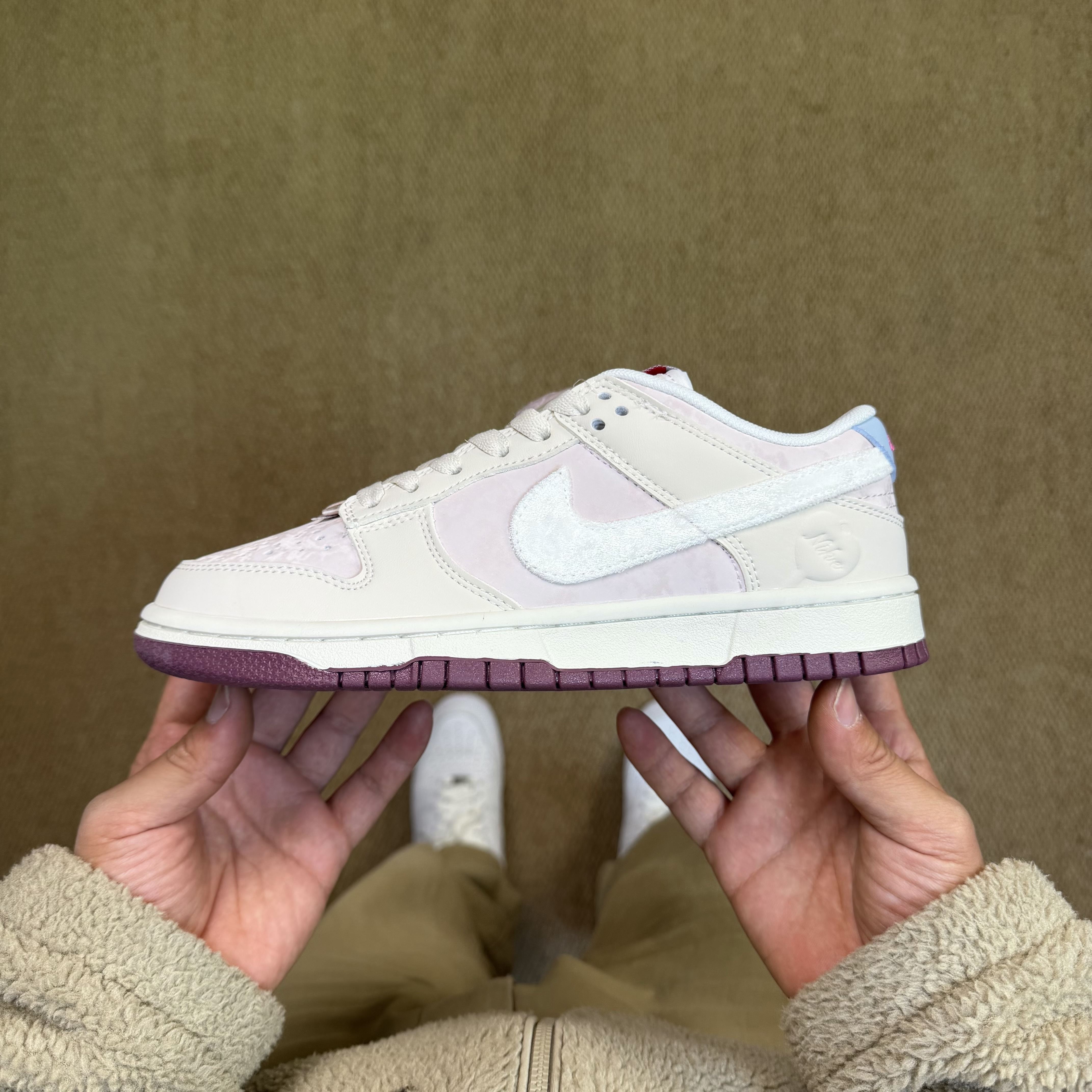 Nike Dunk Low "Valentine’s Day" IQ1145-610