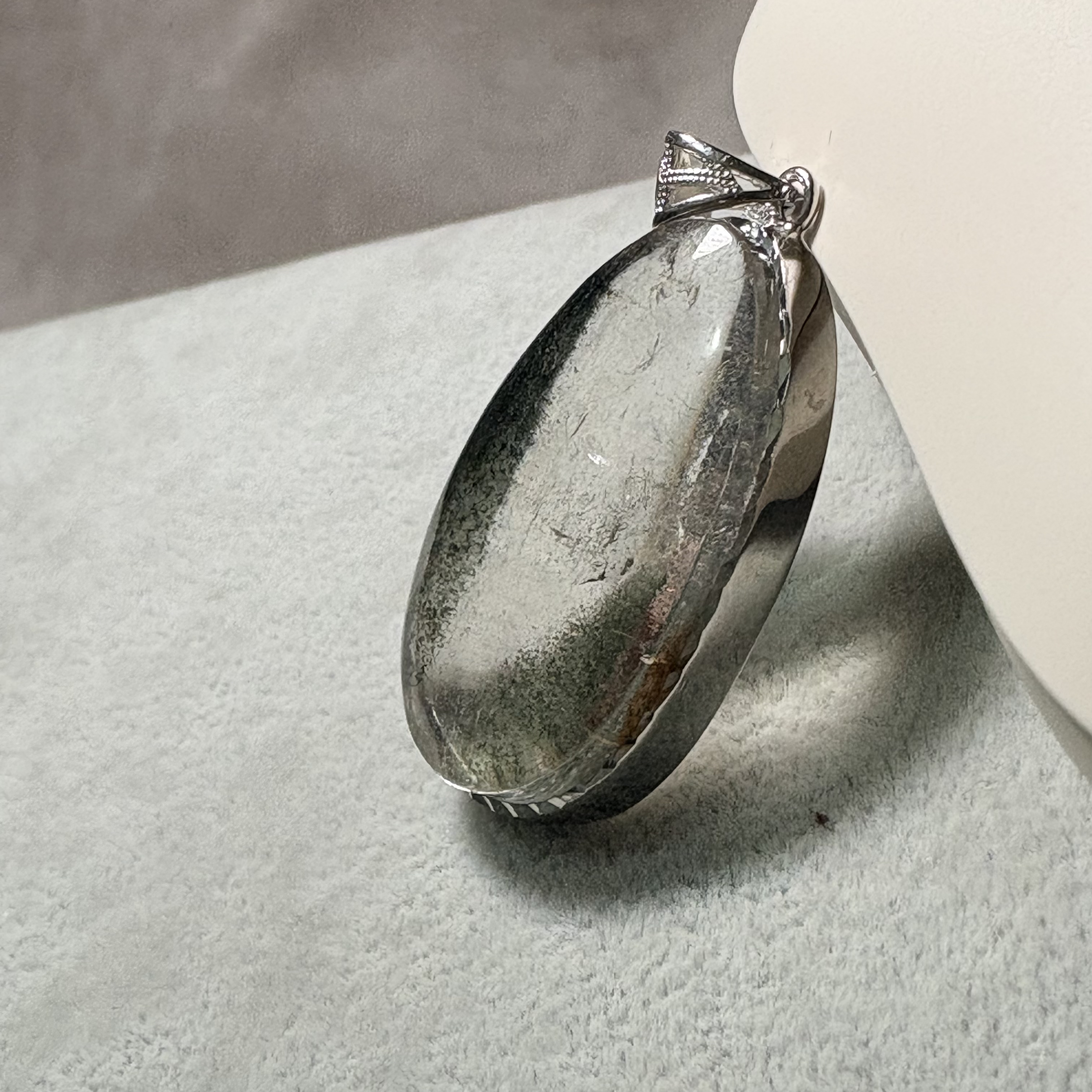 綠幽靈吊咀 重：9.63g(附送證書）No19-590