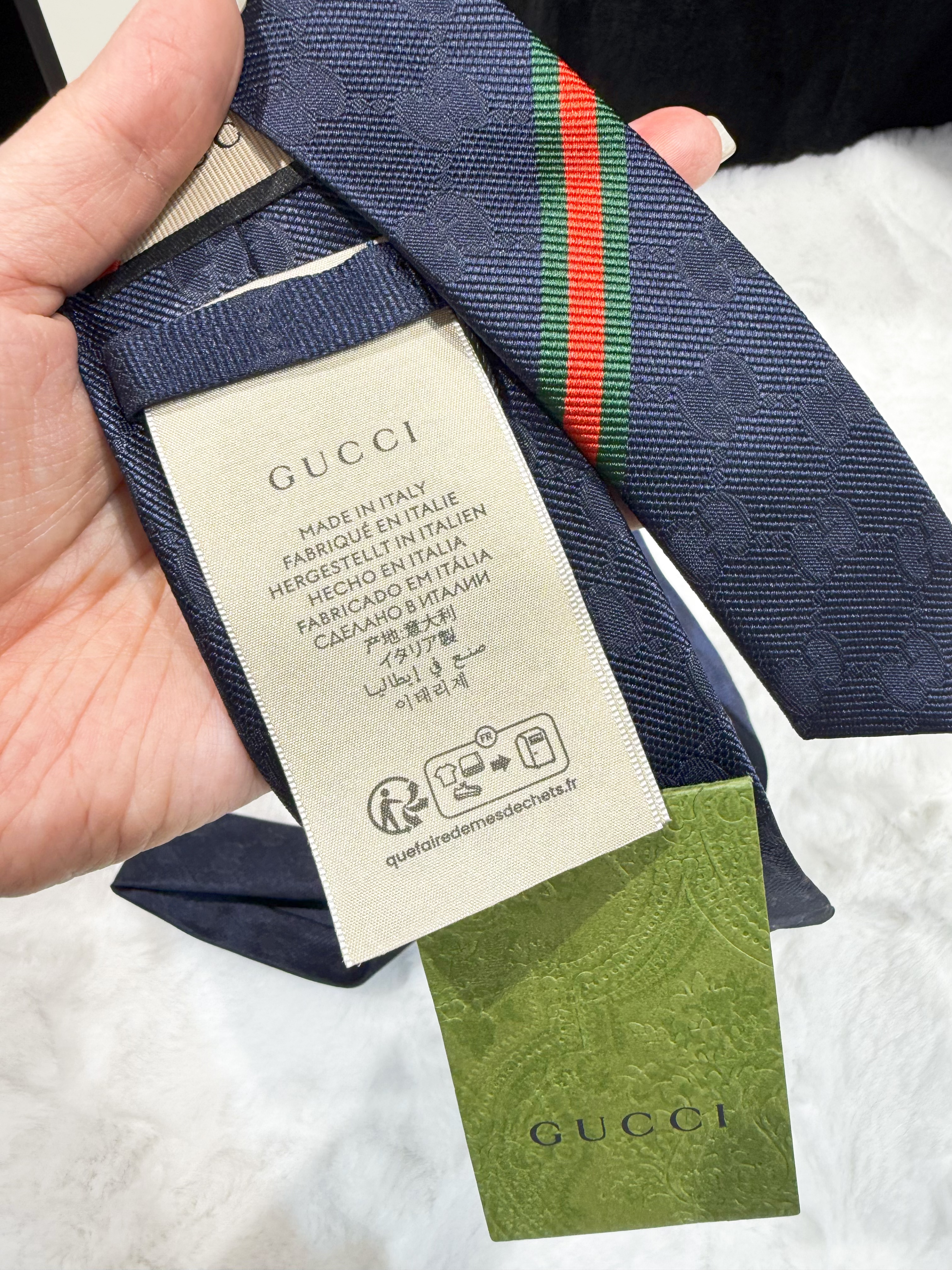 Gucci tie 761668