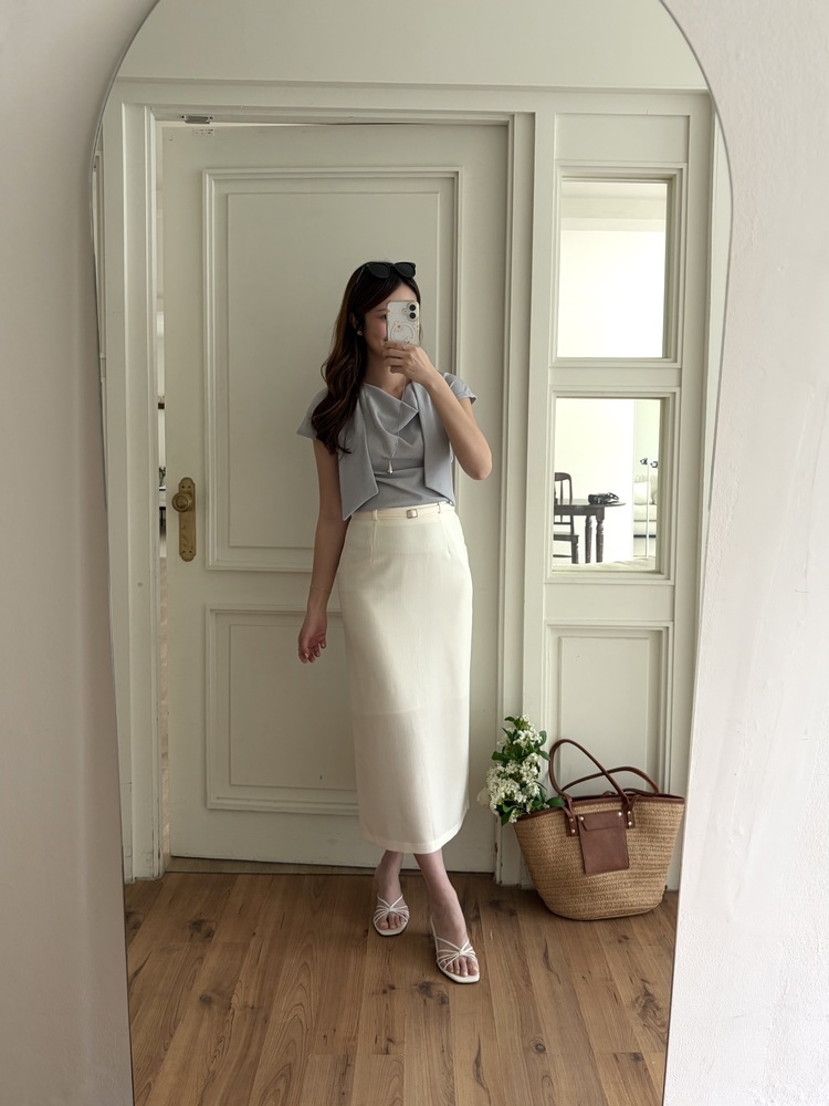 The Belted Straight Skirt (Ivory)