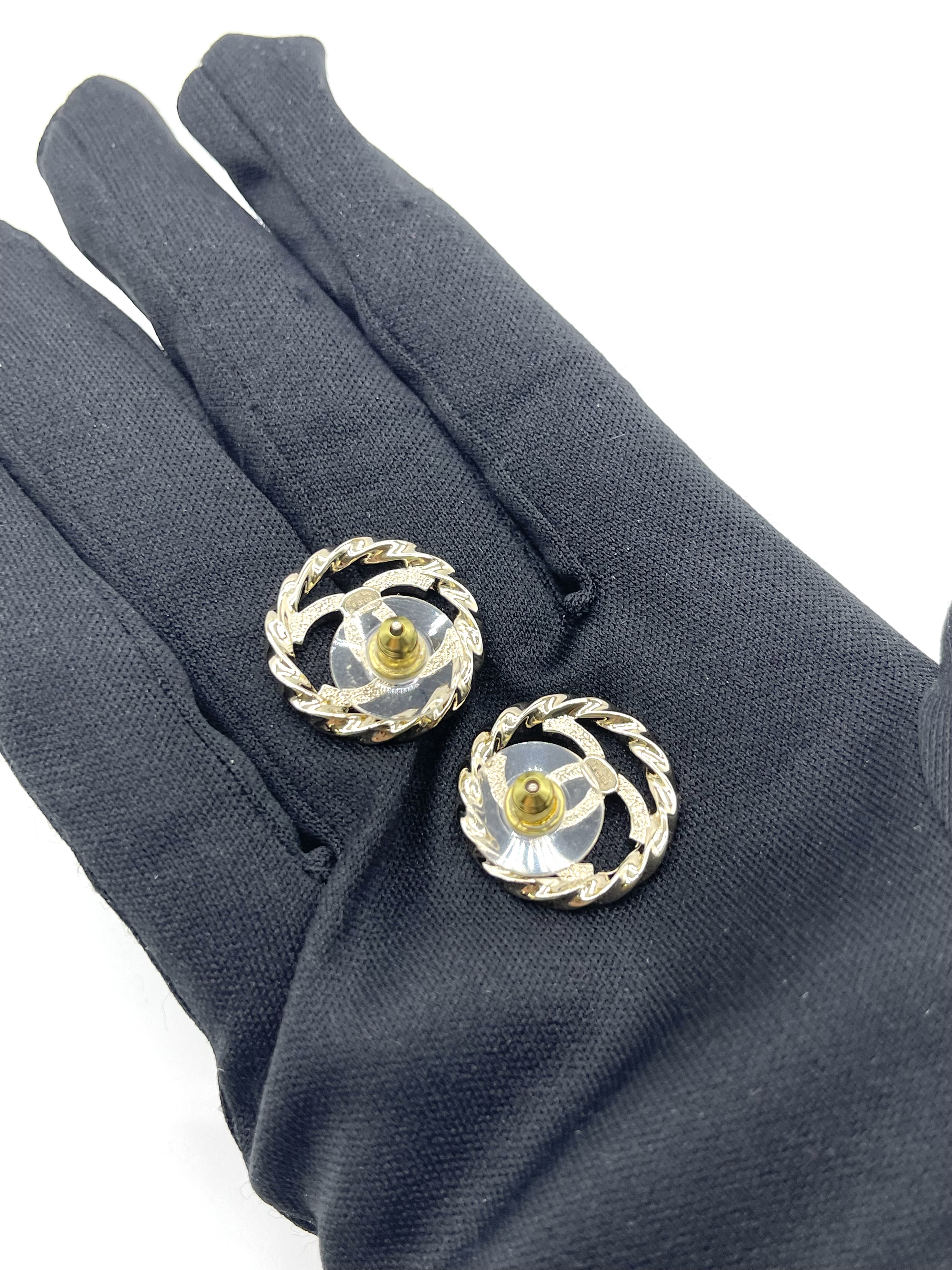 Pre-owned Chanel CC Earrings / Product Code: 26032319