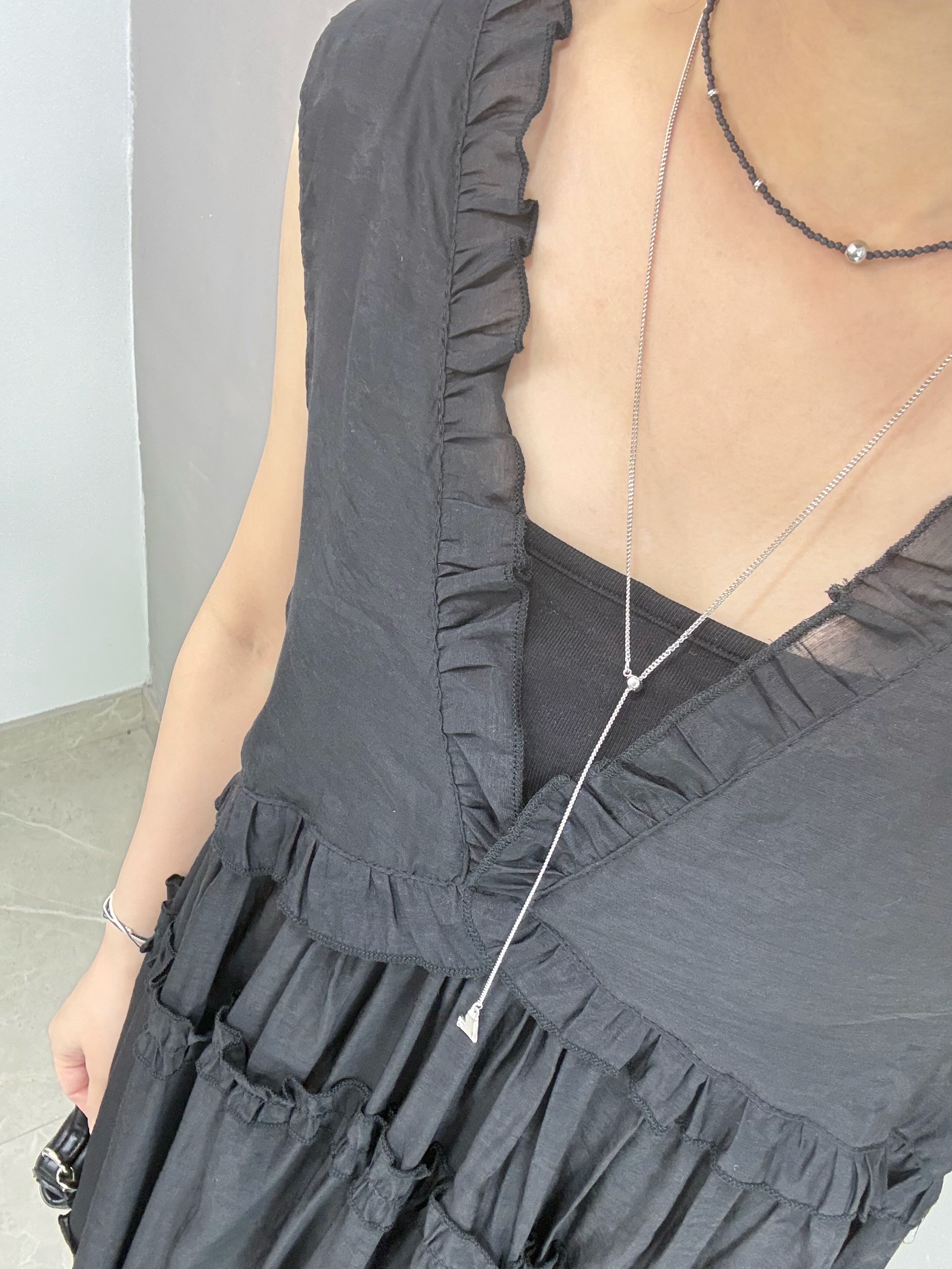 R67 V領ruffle 背心Ops