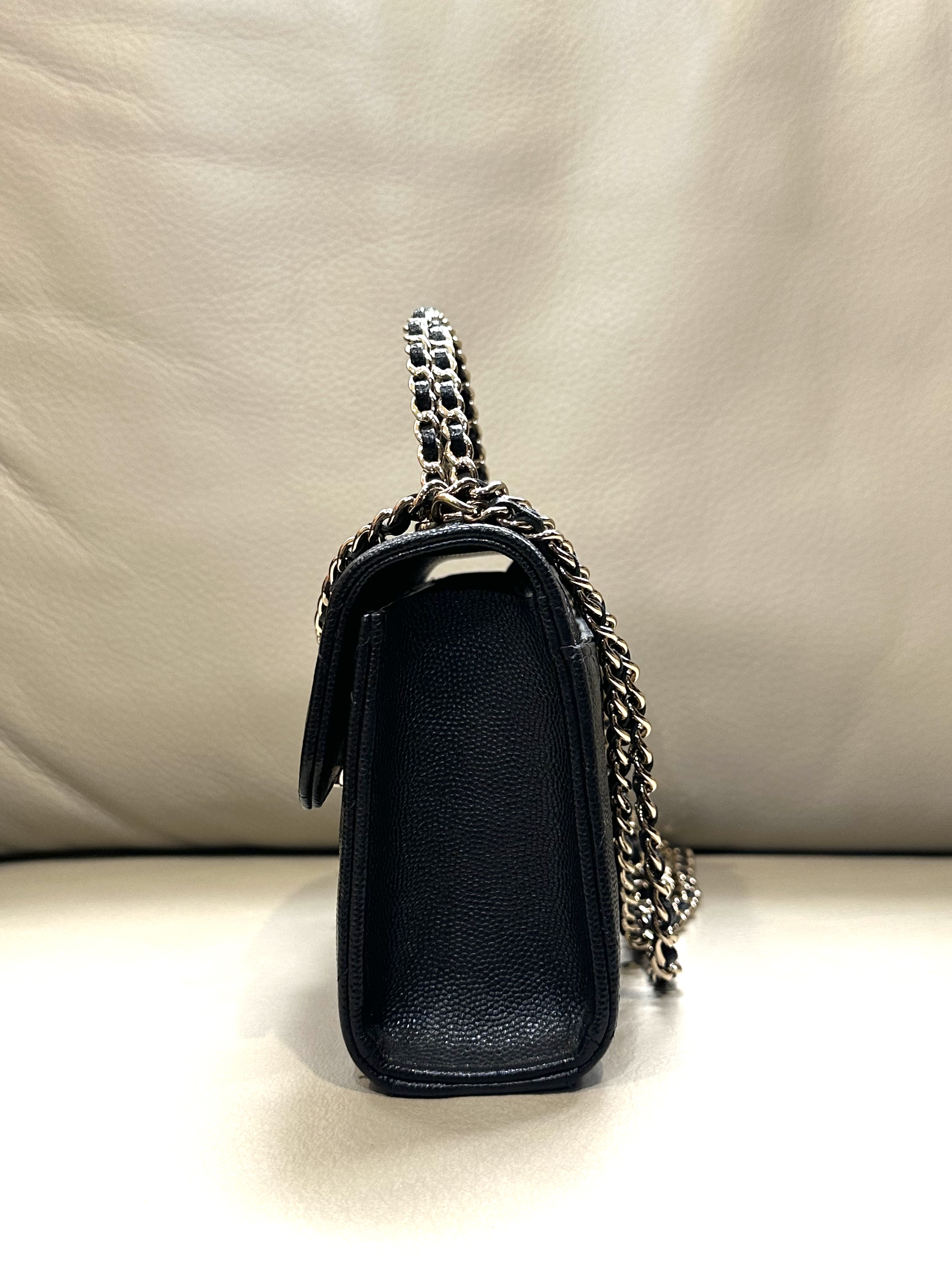 Pre-owned Chanel Mini Kelly bag / Product Code: 26040504