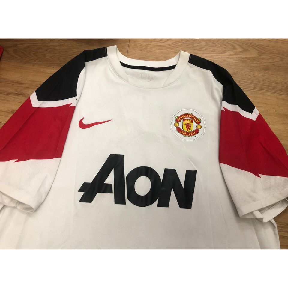 Manchester-United-0910-away-shirt-#9-Be | nakata football shop
