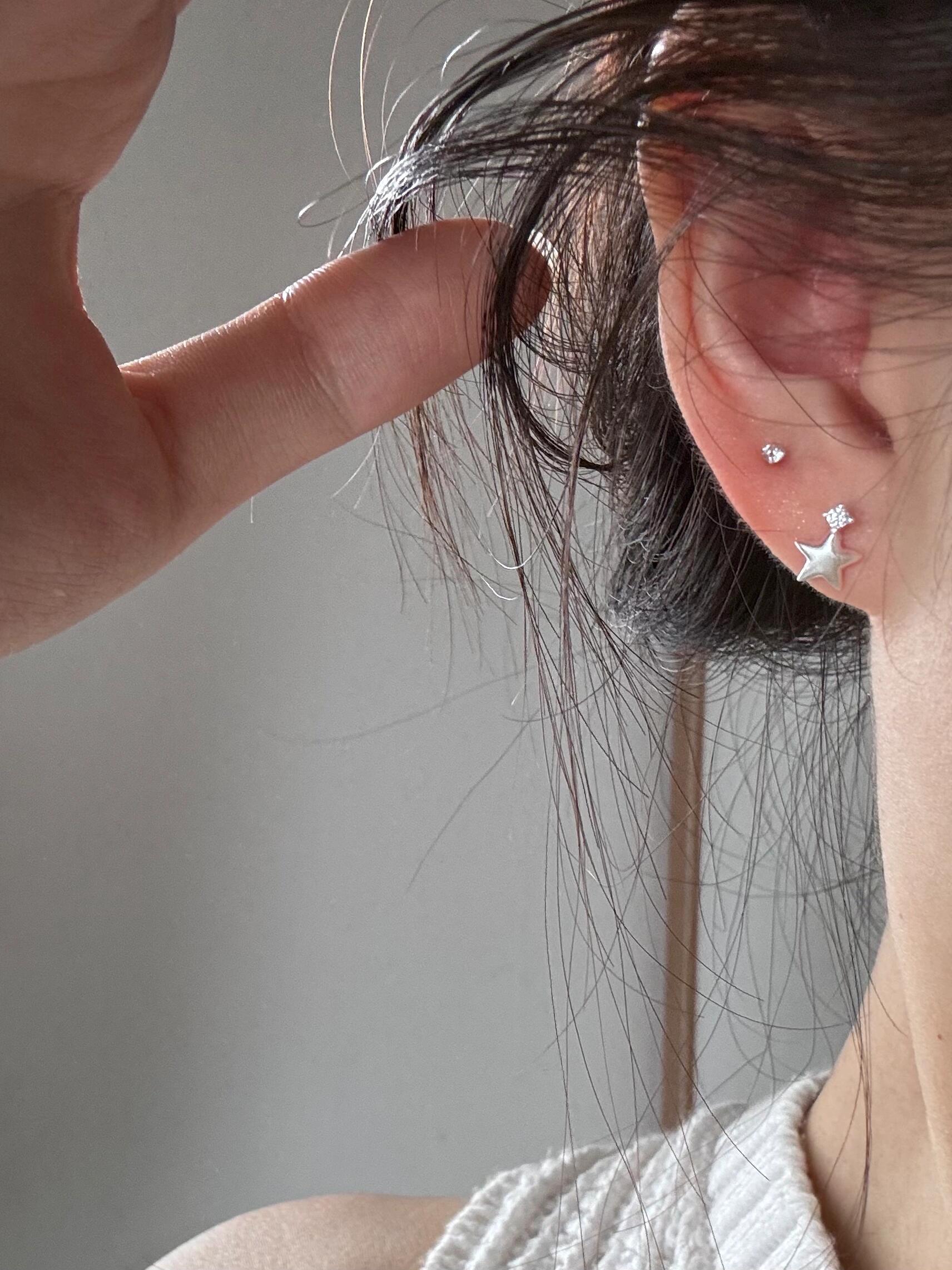 拉丝星星耳钉