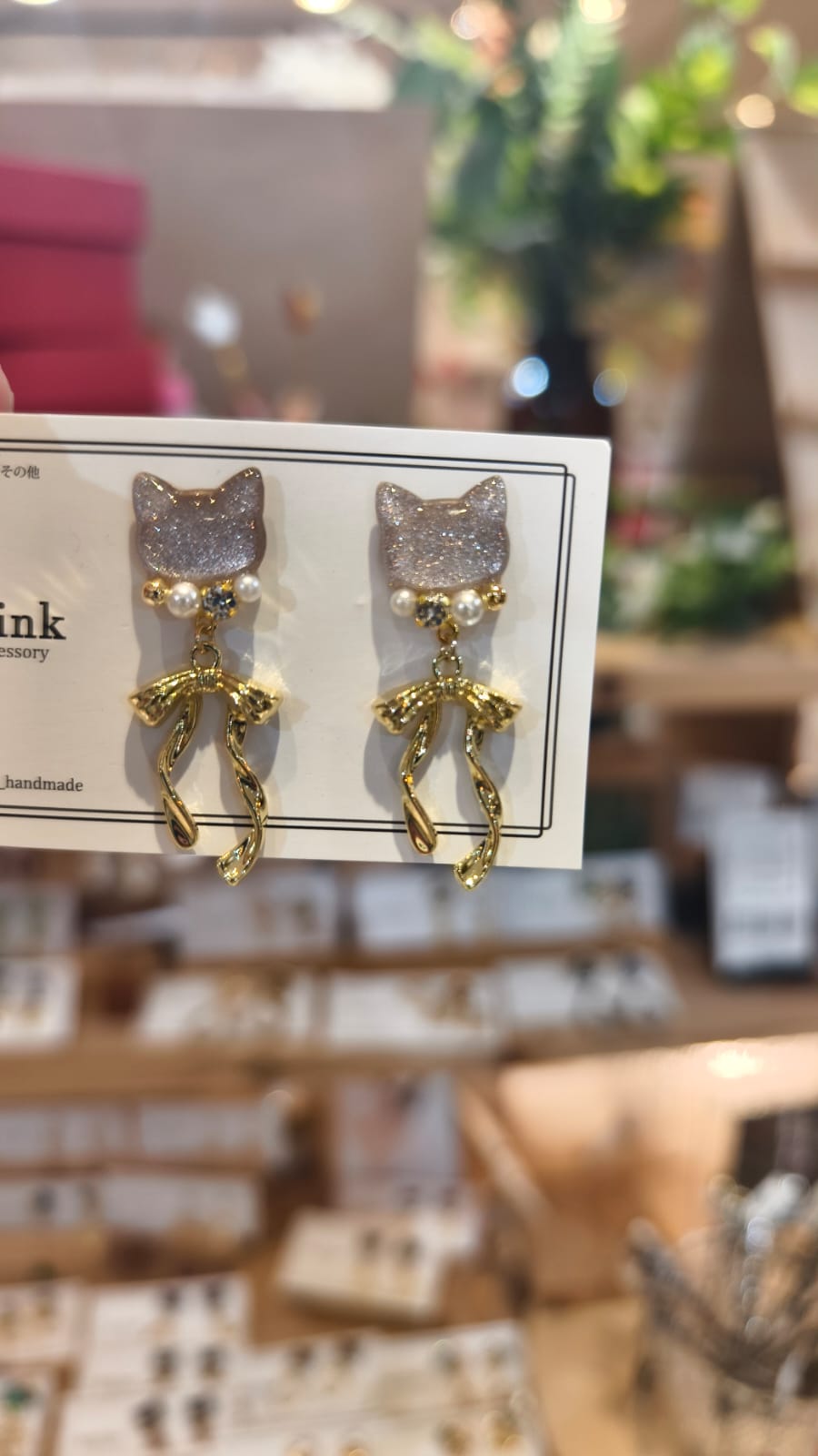 幫babe 找的日本handmade 猫猫🐱耳環