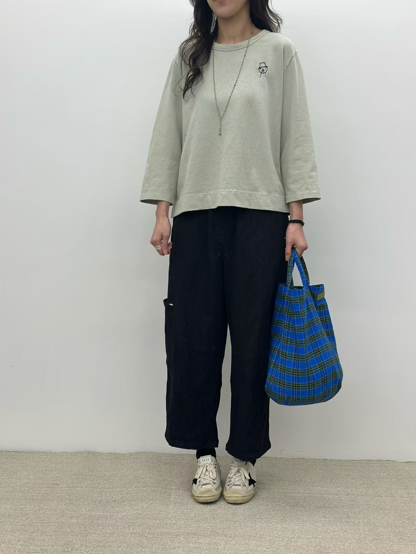 LE OE 日系绣線7分袖tee