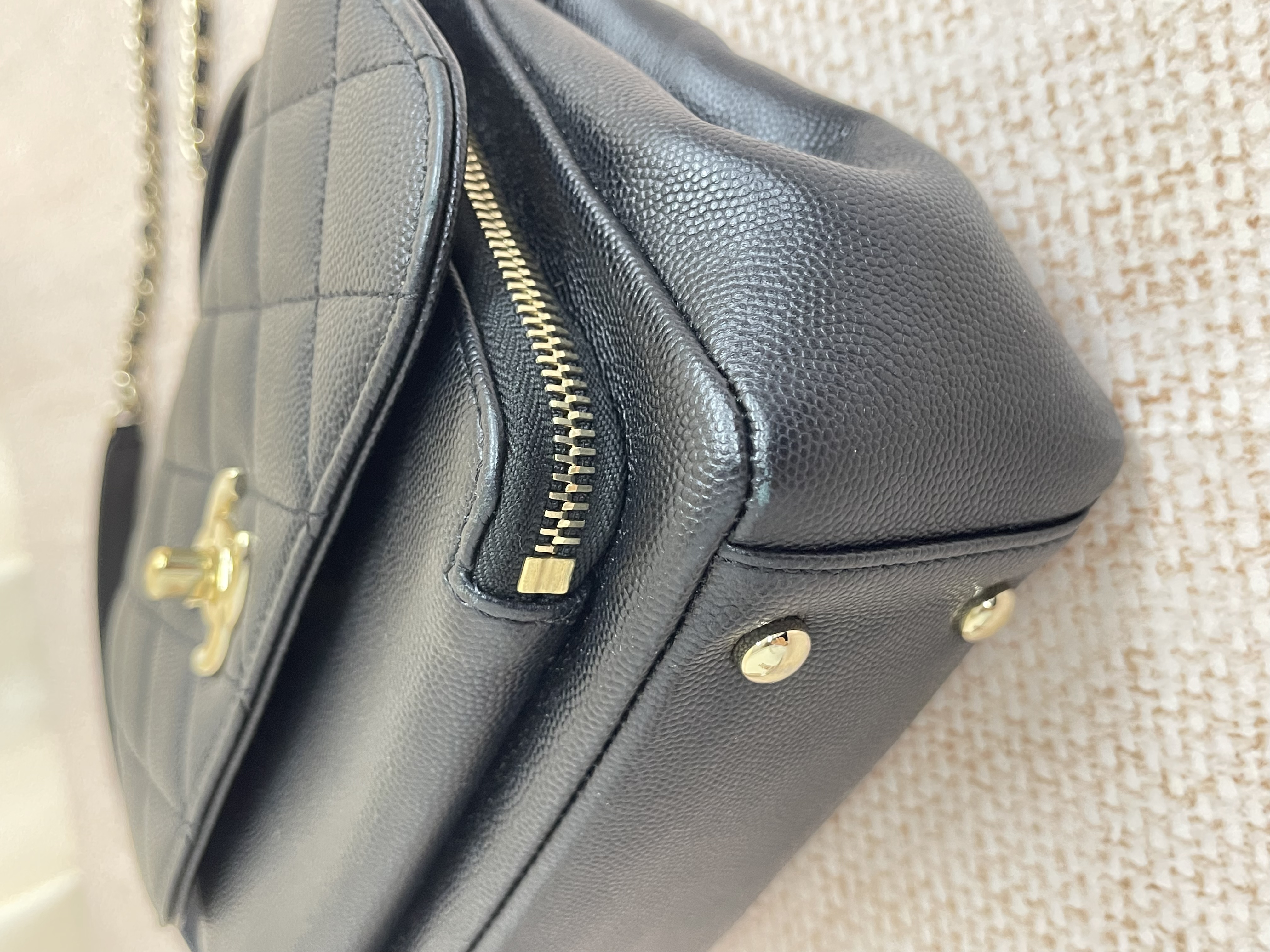 Pre-owned Chanel Business Affinity Bag/ Product Code: 26051701