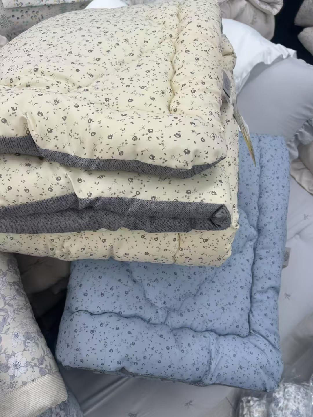 *‼️突發‼️sale 冬被特價款⚠️只有單人‼️ 阿豬媽話玉米纖維平時好少做特價呀‼️手快有手慢冇‼️*