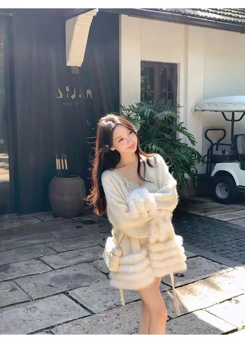 4433 名媛风羊毛绒毛衣外套