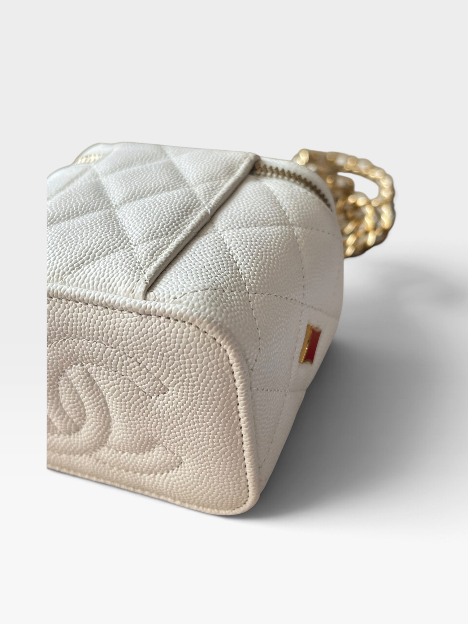 Pre-Owned CHANEL Coco Casino Mini Vanity Case / Product Code:091809