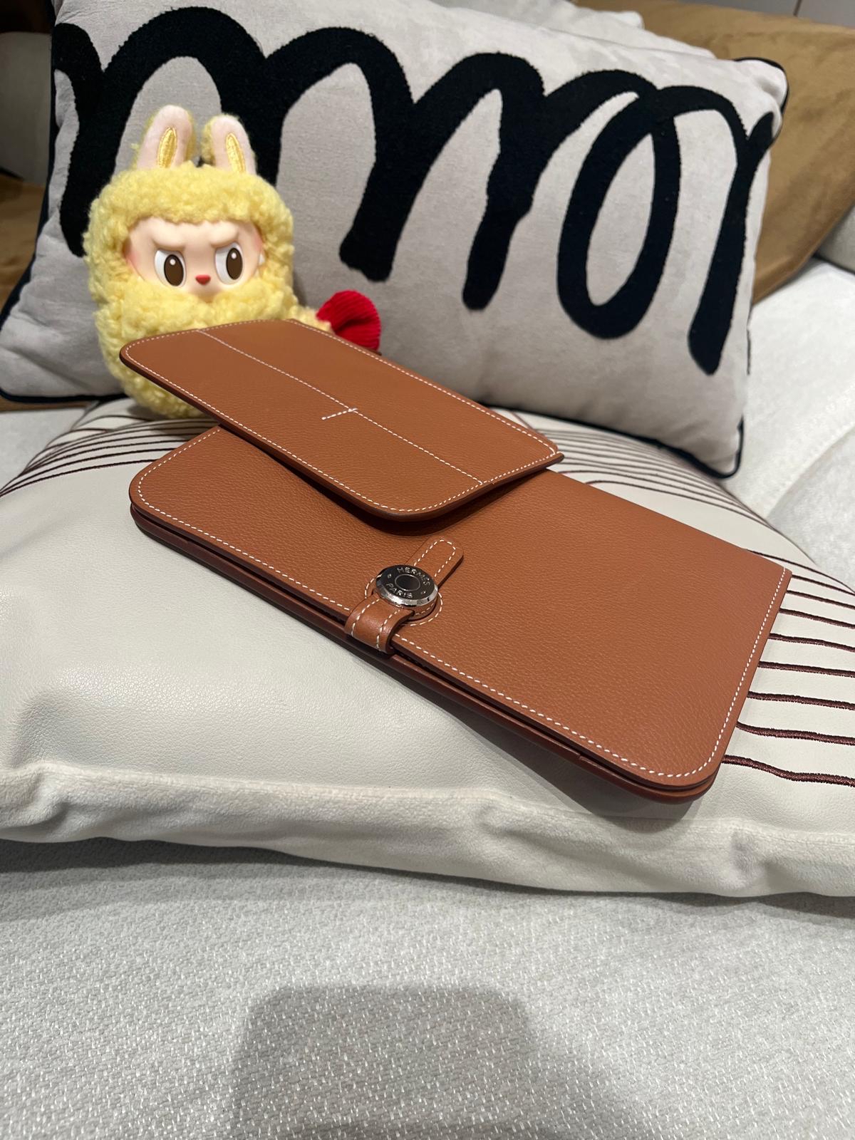 Hermes dogon duo WALLET ,STAMP U 100%Authentic ,unused 未使用品✅box 