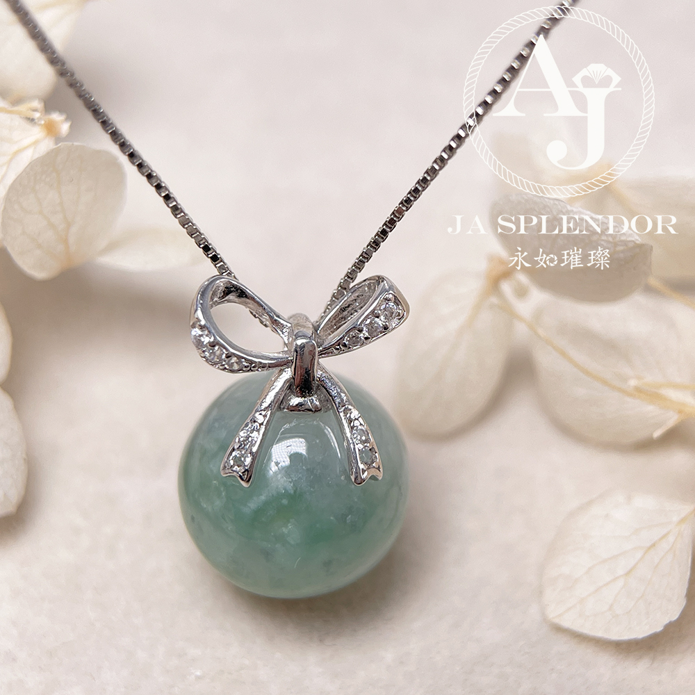 FBG26-H06 天然翡翠A玉 果綠13mm圓珠純銀蝴蝶吊墜 (送鈦鋼項鏈) 
