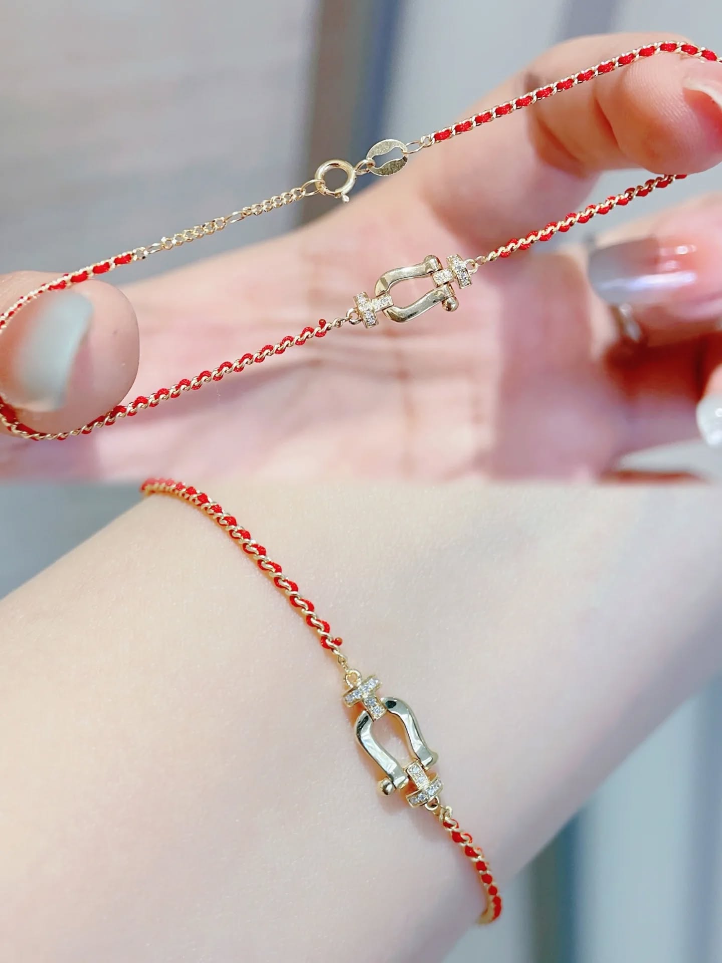 本命年紅紅火火馬年暴富紅繩安排上❤️ 今年最愛紅繩 18k金天然鑽石紅繩手