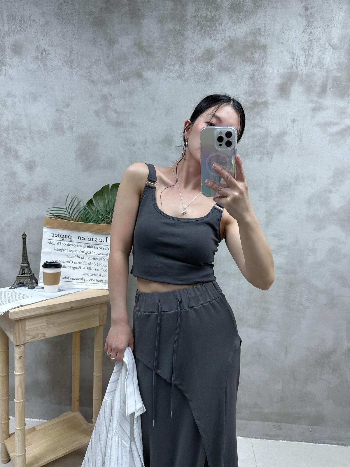 B06 銀扣方領長Bra top