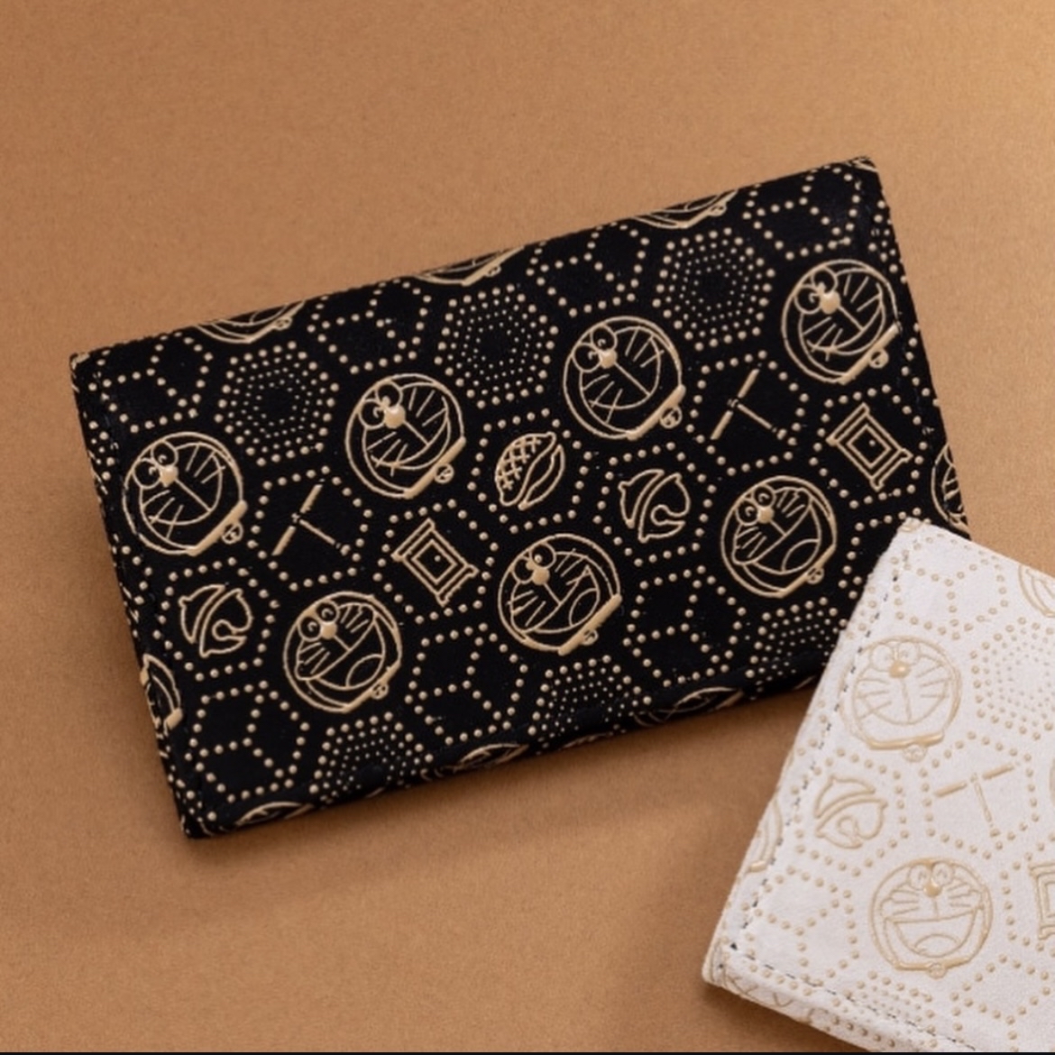 [訂購] 多啦A夢皮革卡套 Card Holder(日本製) 甲州印傳