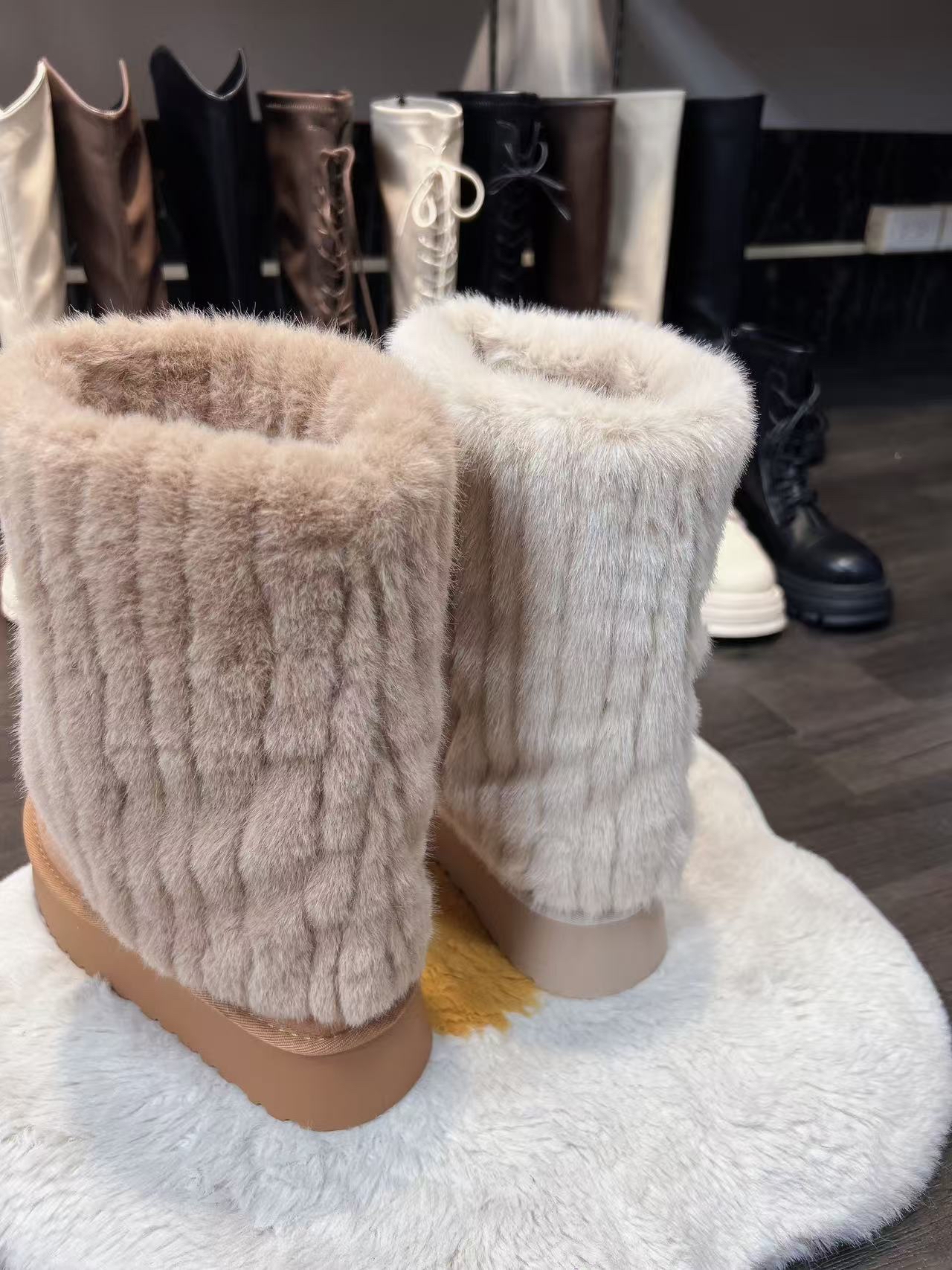 TA66 雪地毛毛袜套靴