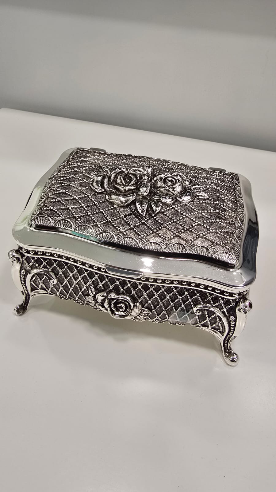 抹黑鍍銀玫瑰花紋長方形首飾盒 K2686L