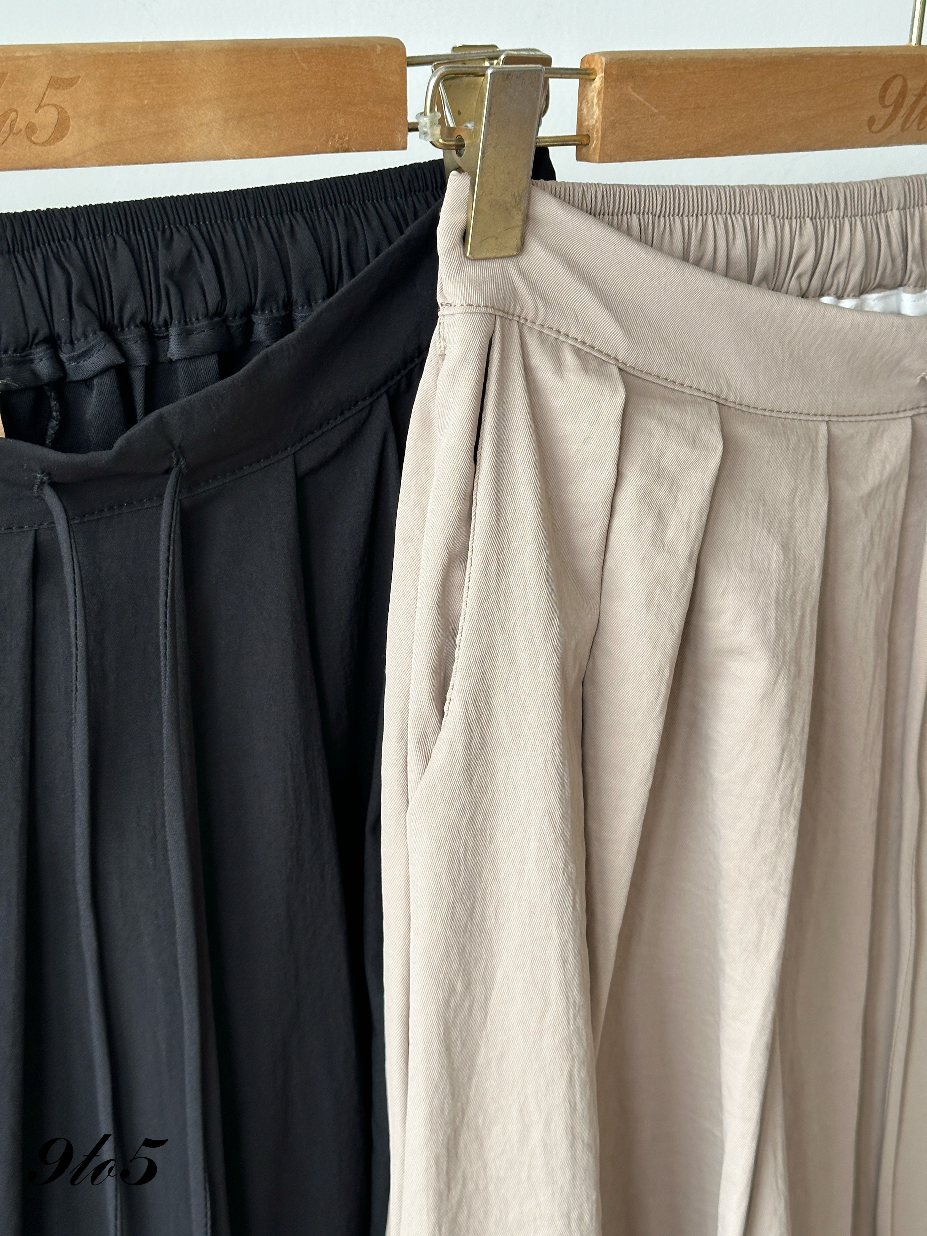 S1900 A Line Pleated Skirt - 3 Colors 
