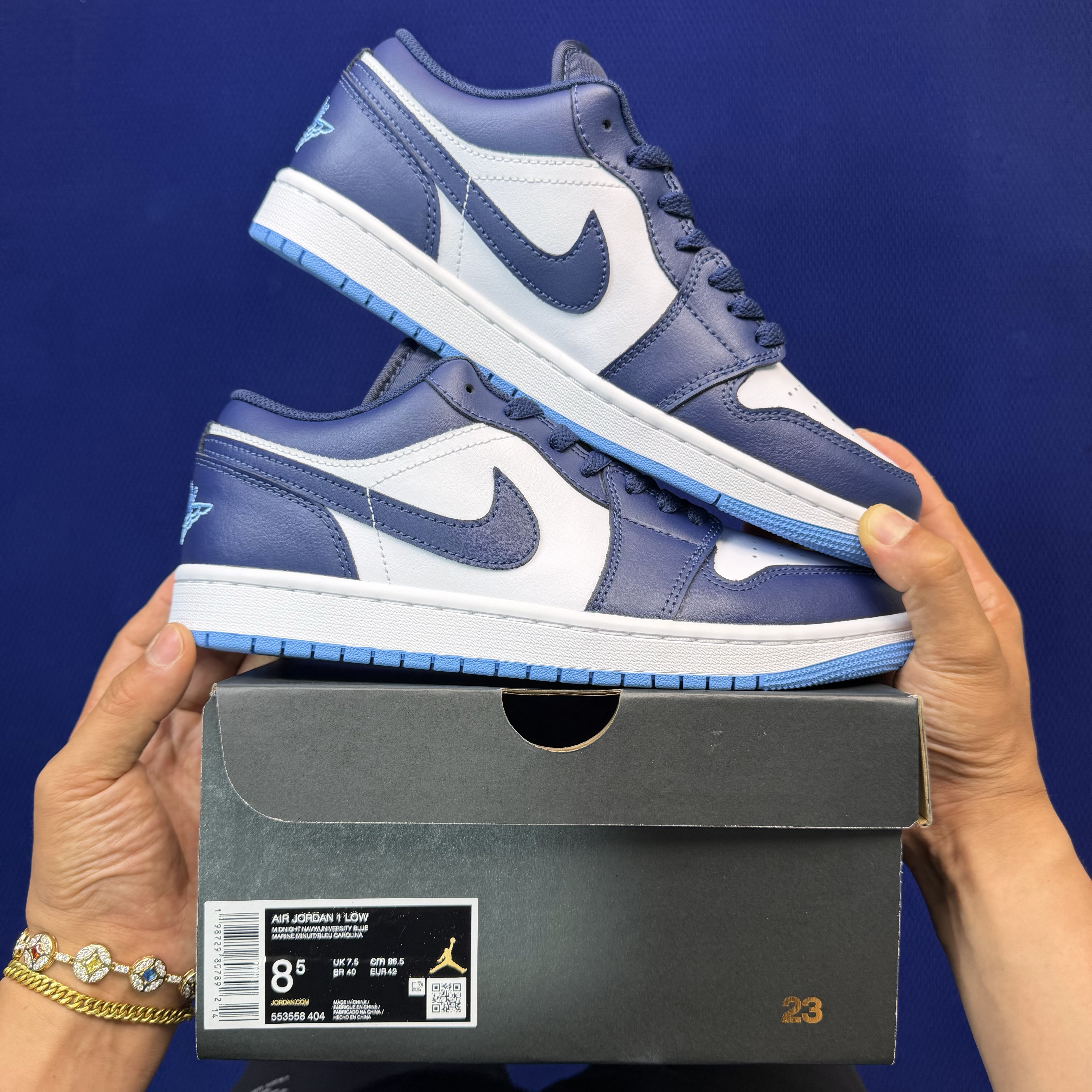 Nike Air Jordan 1 Low 553558-404