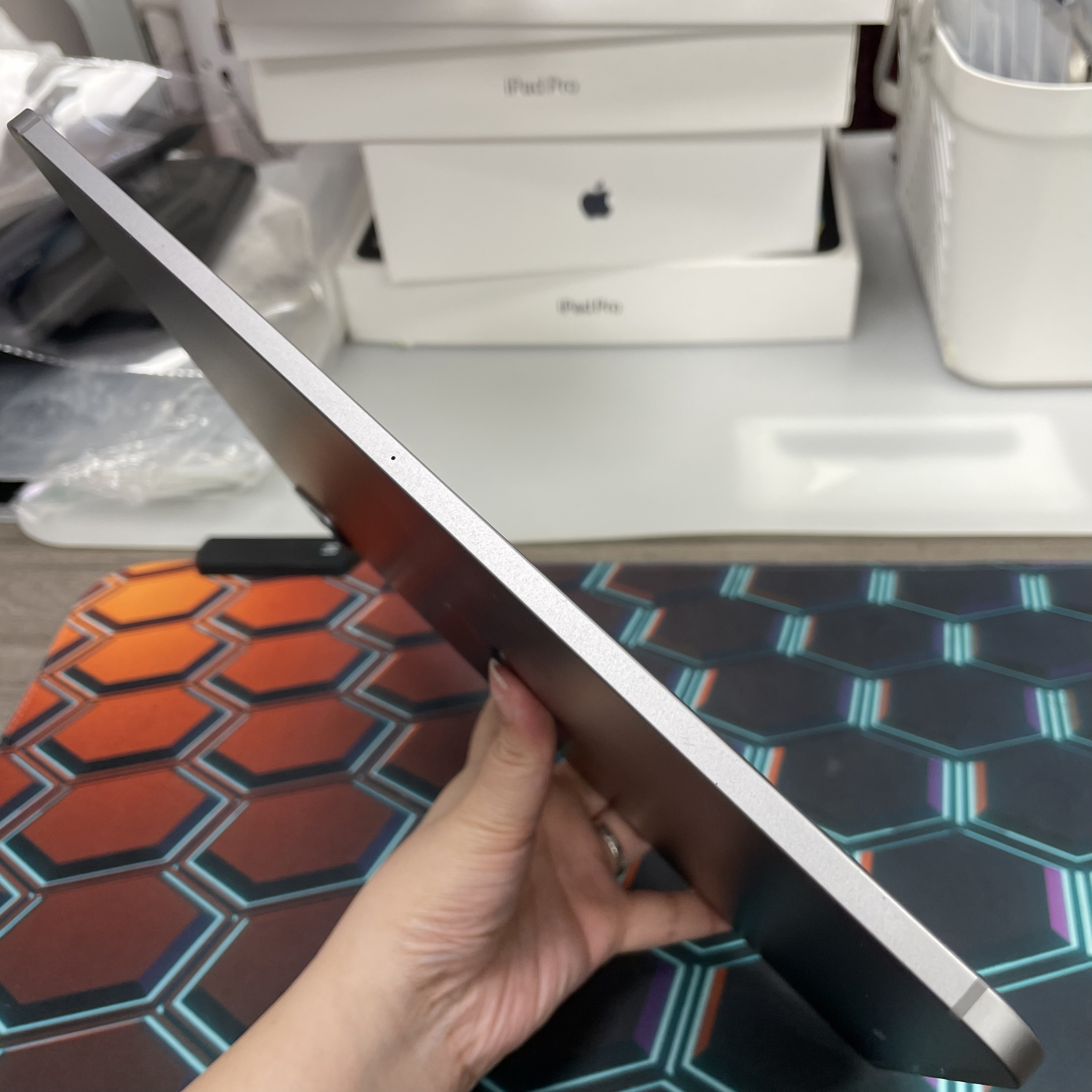 *774383BB iPad Pro 6 12.9吋 M2 勁靚機 256GB 插卡版 灰色 gray