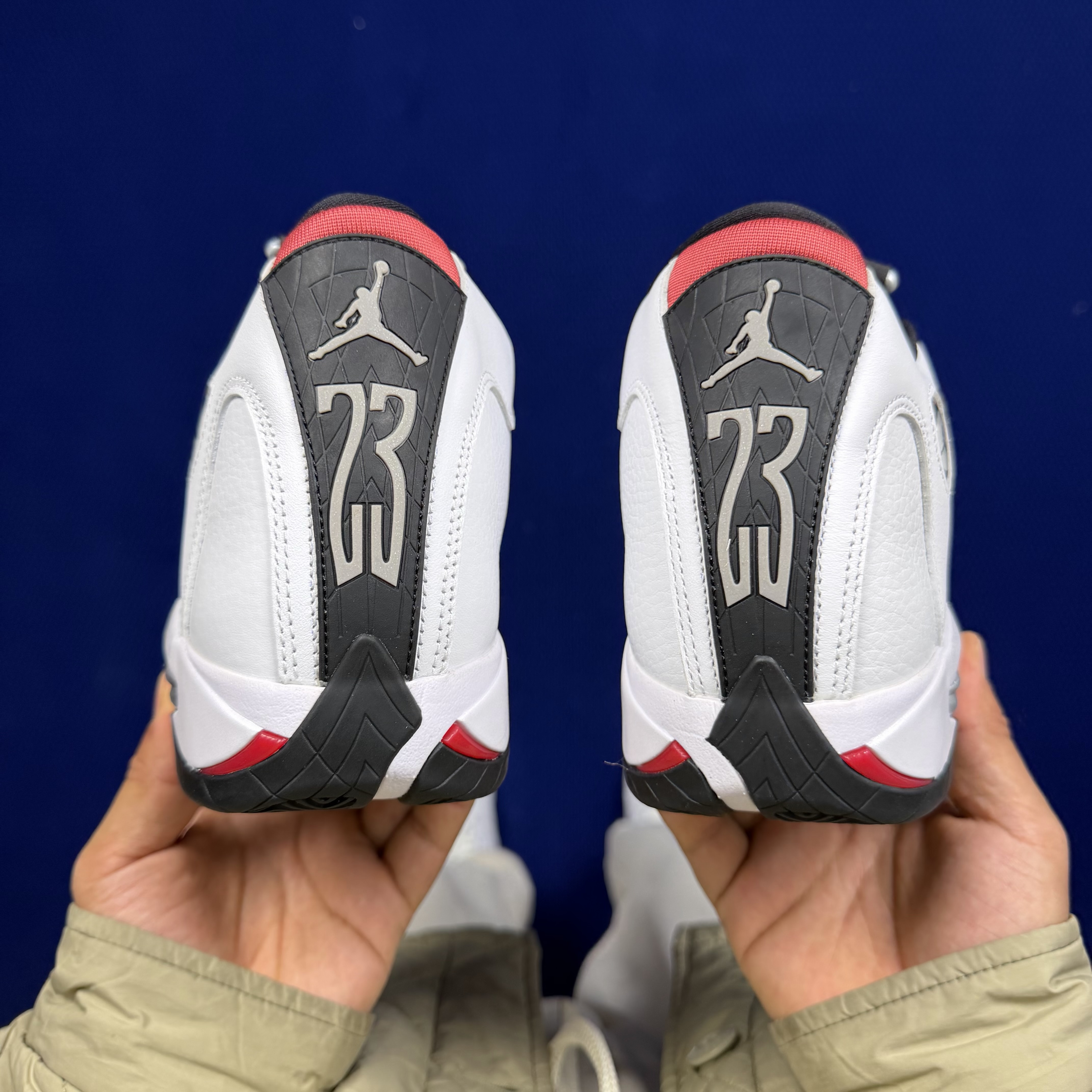 Air Jordan 14 Retro 'Black Toe' 487471-160