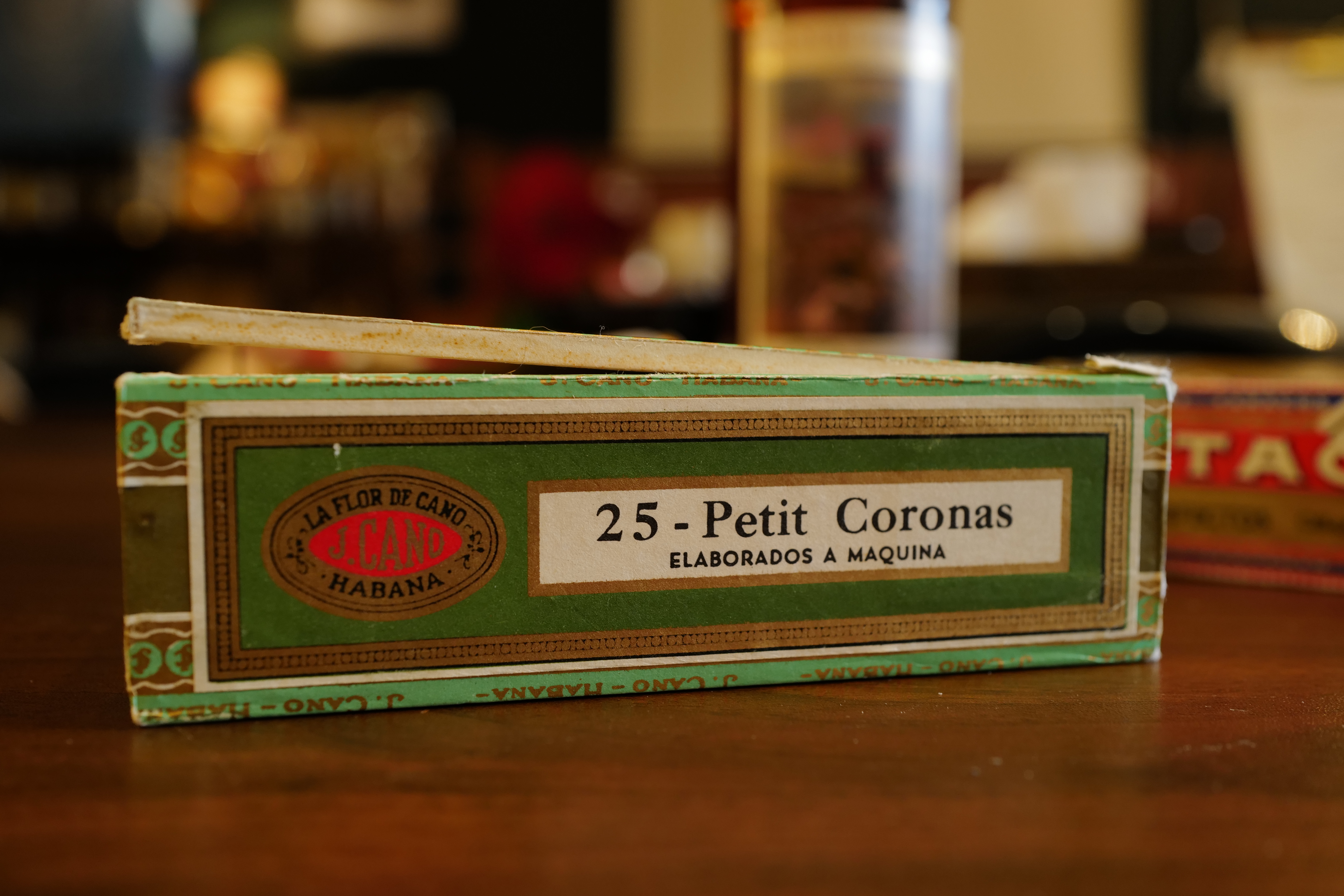 LA FLOR DE CANO Petit Coronas 1980