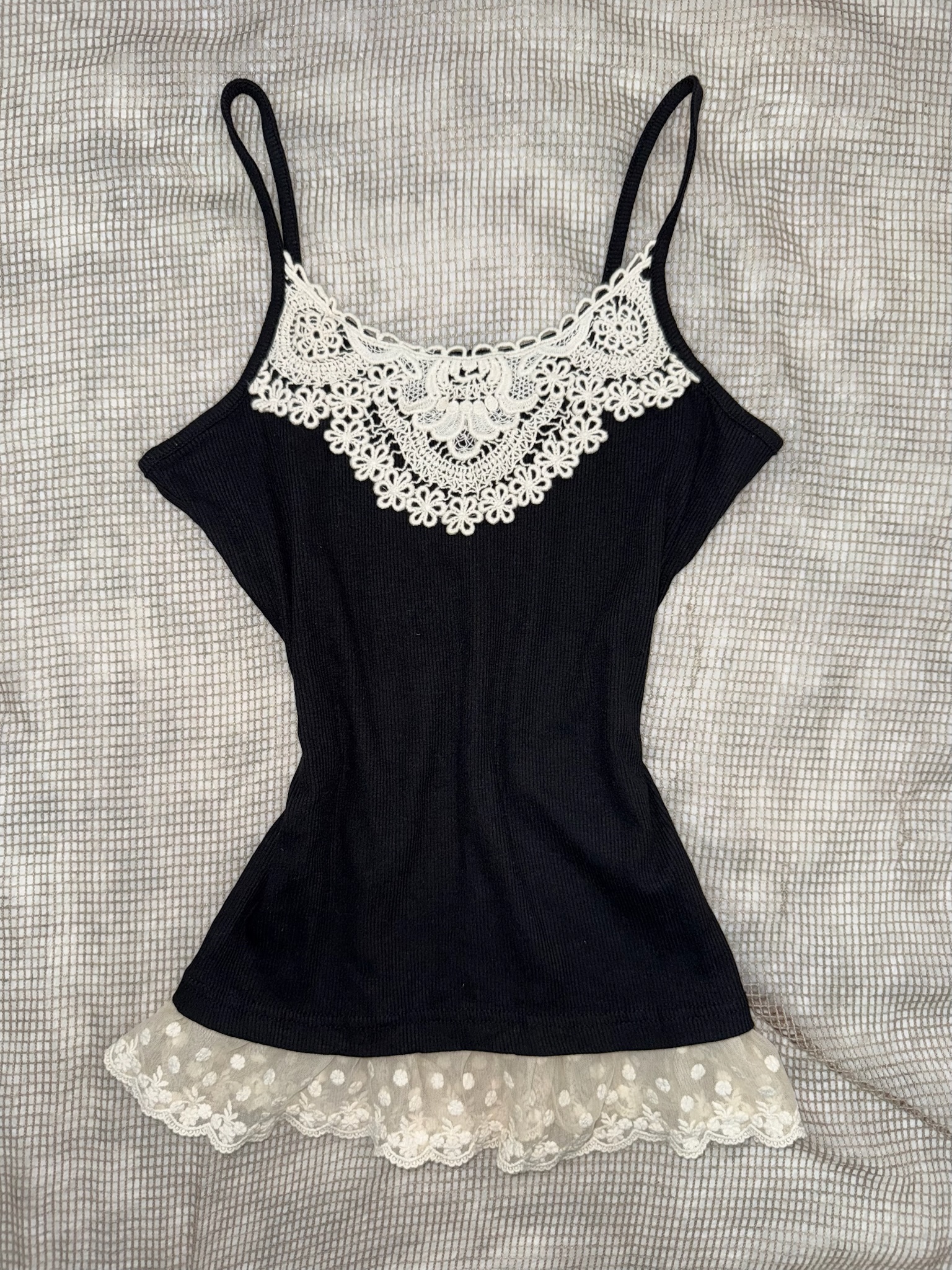 Floral Lace Trim Ruffle Hem Cami, 2ps