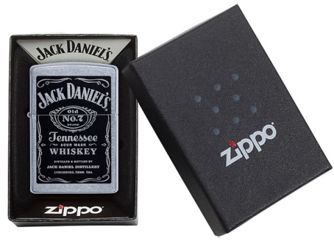 美國製造 | Zippo指定經銷商 Zippo 24779 Jack Daniel's 標誌打火機 – 街頭鉻經典徽章 Jack Daniel's Label Lighter – Street Chrome Classic Emblem