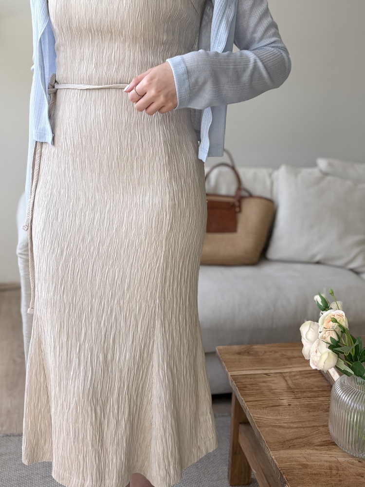 Airy Pastel Cropped Cardigan (Blue)