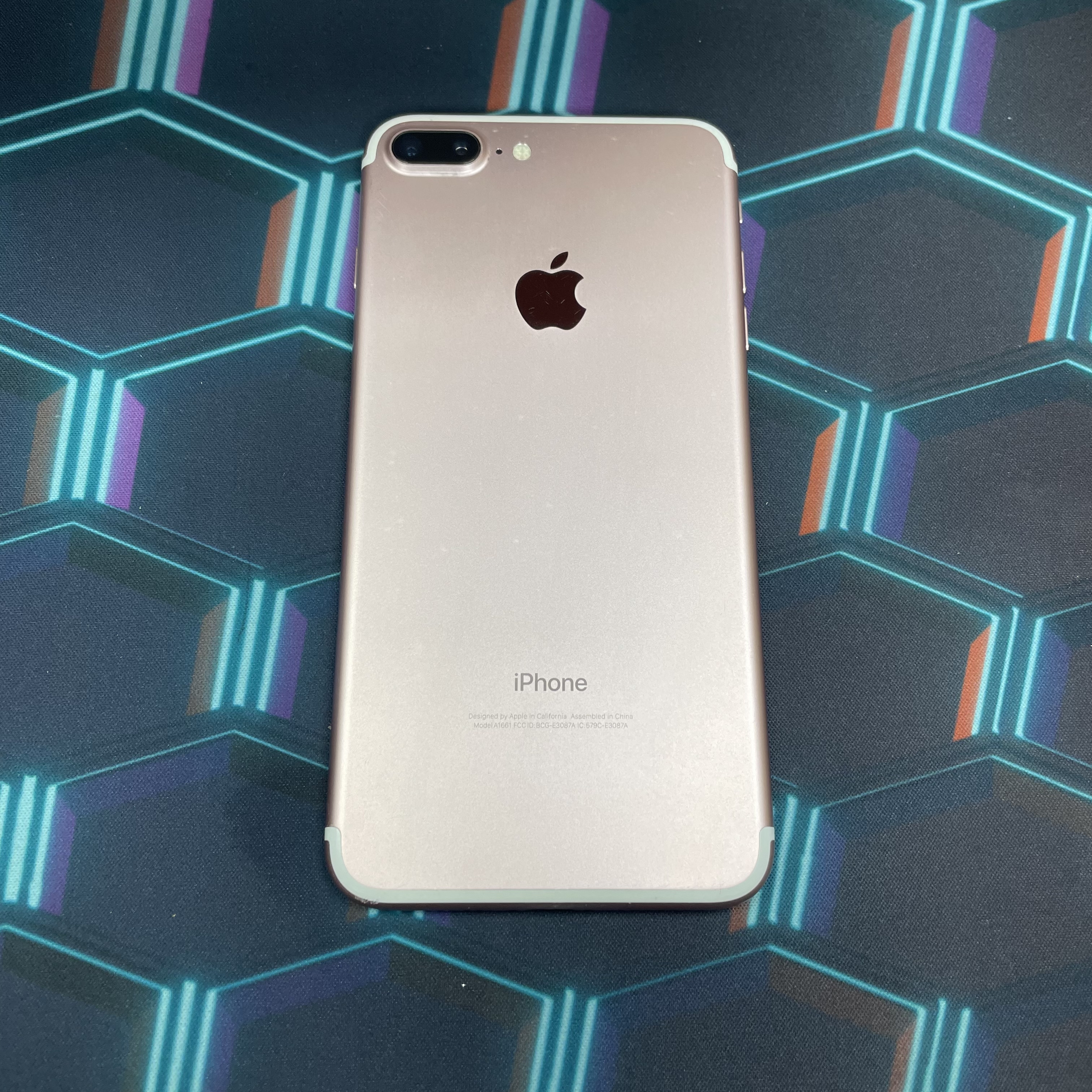 *5884 7 plus 靚機 128GB 電65 粉色 pink