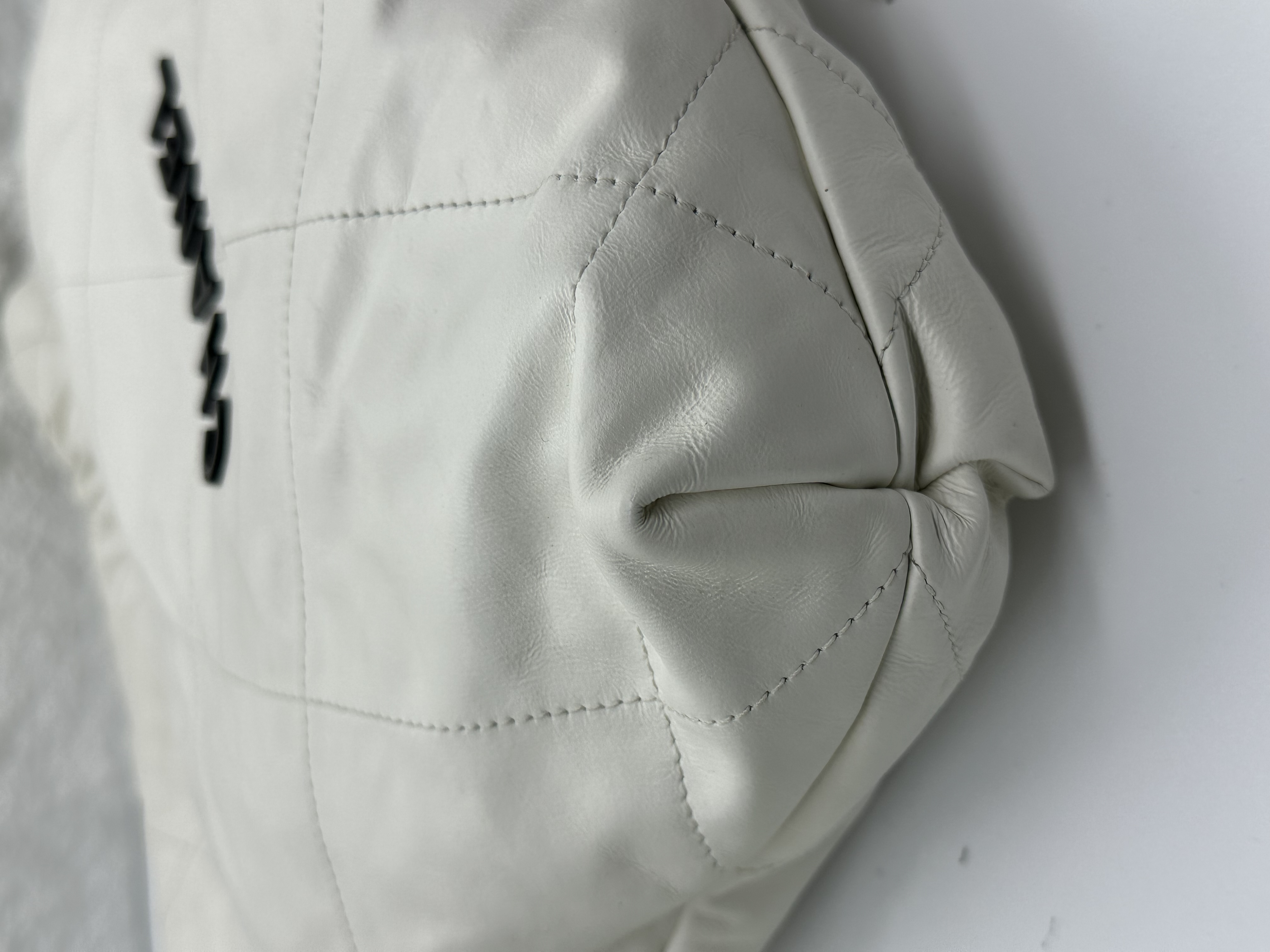 直播貨品 |  [1個-$100 2個-$300］FF43