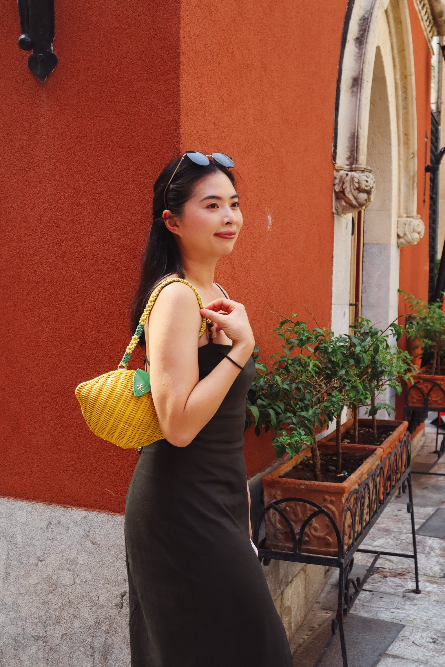 RATTAN – Summer Woven Mini Clutch