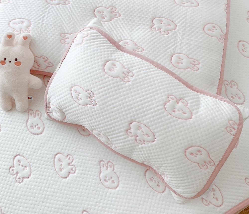 dot to dot IGLOO DURARON 透冷氣新型空調布料-幼兒抑汗枕套-28x48cm (枕芯30X50cm單獨購買)