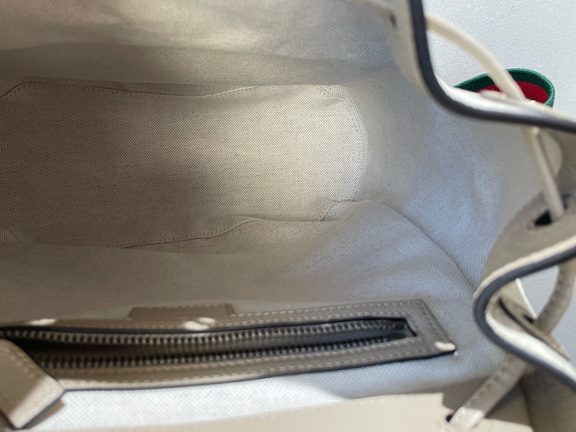 【預訂貨品】Gucci 燕麥色老花書包🎒