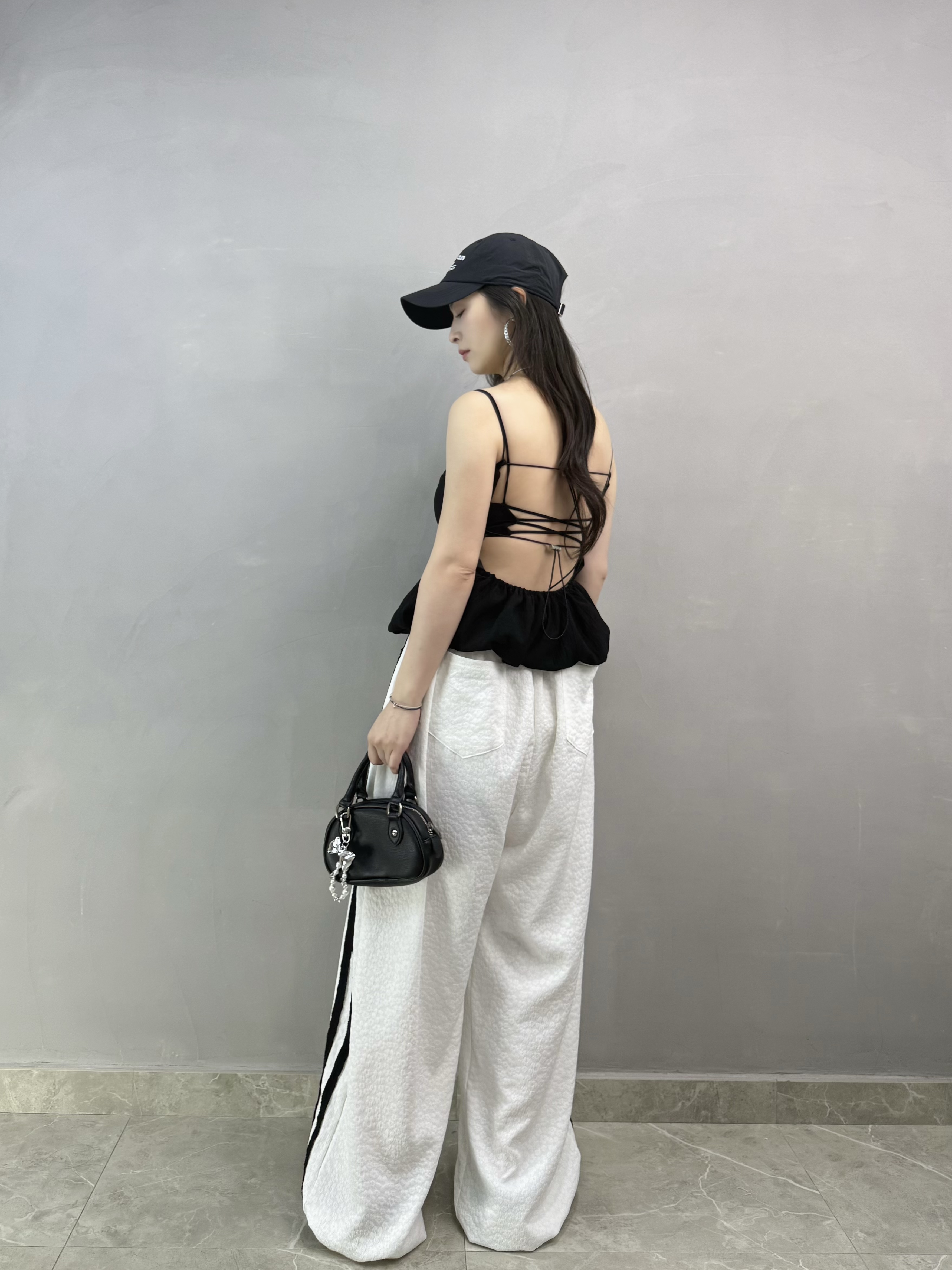 W72 拼色邊壓花束腳褲