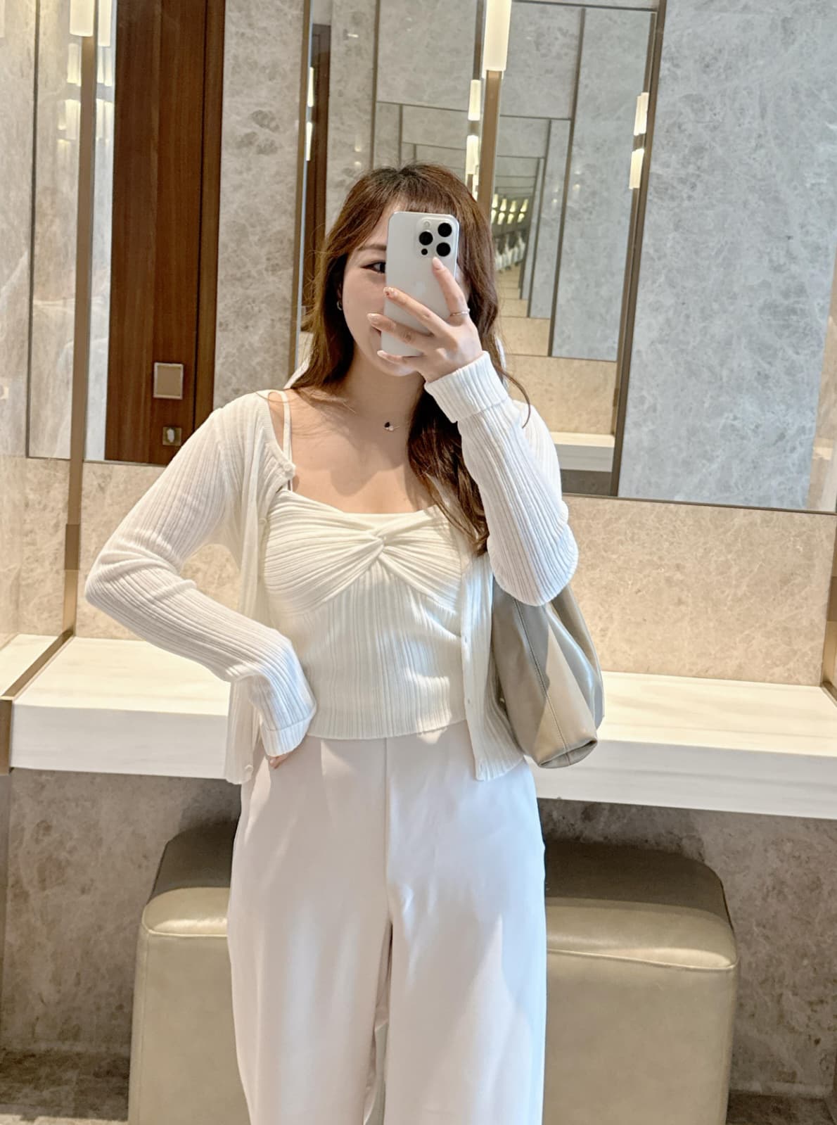 【查詢度最高】暗直紋扭結彈性吊帶套裝