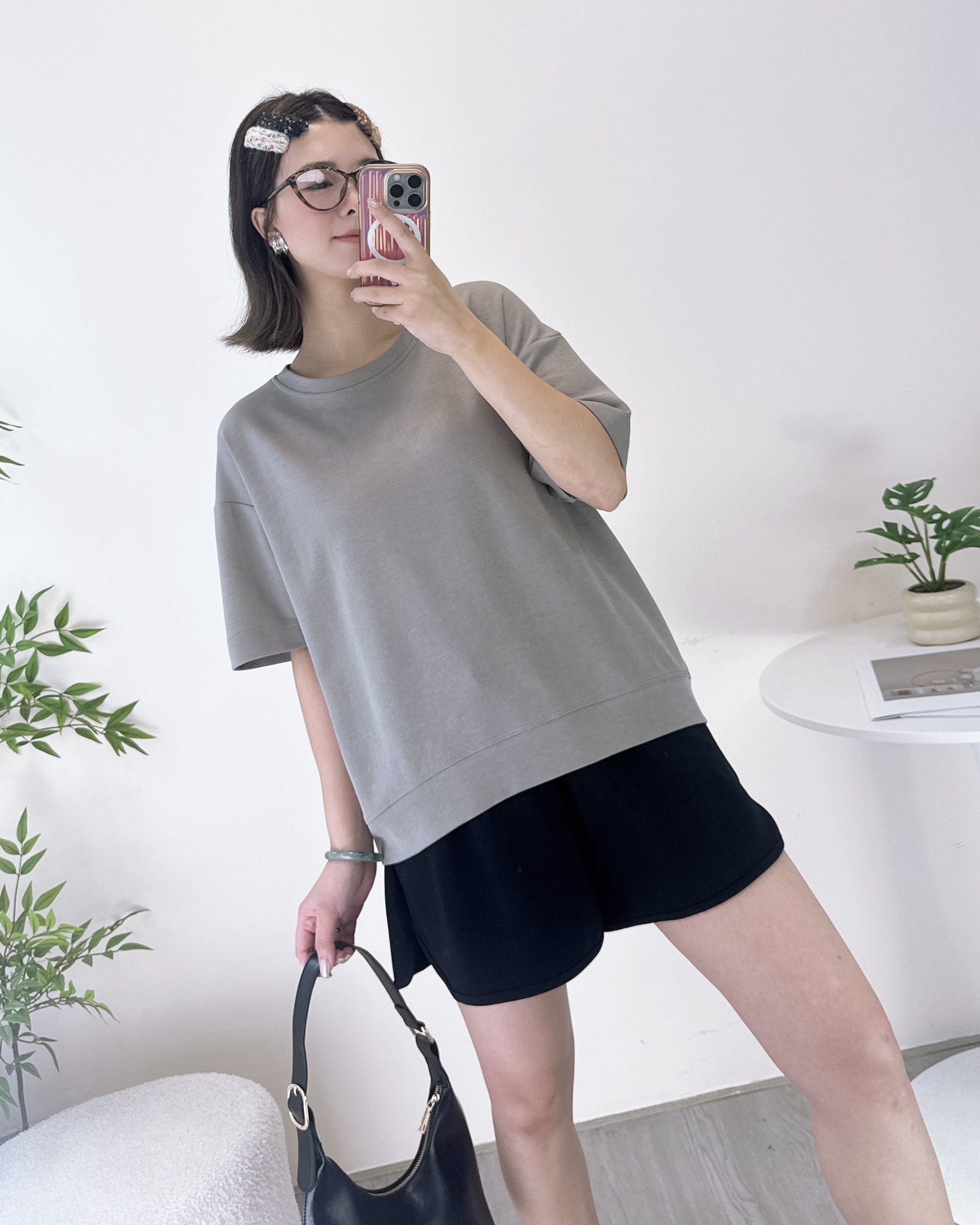 超滑彈性牛奶棉淨色上衣 2色